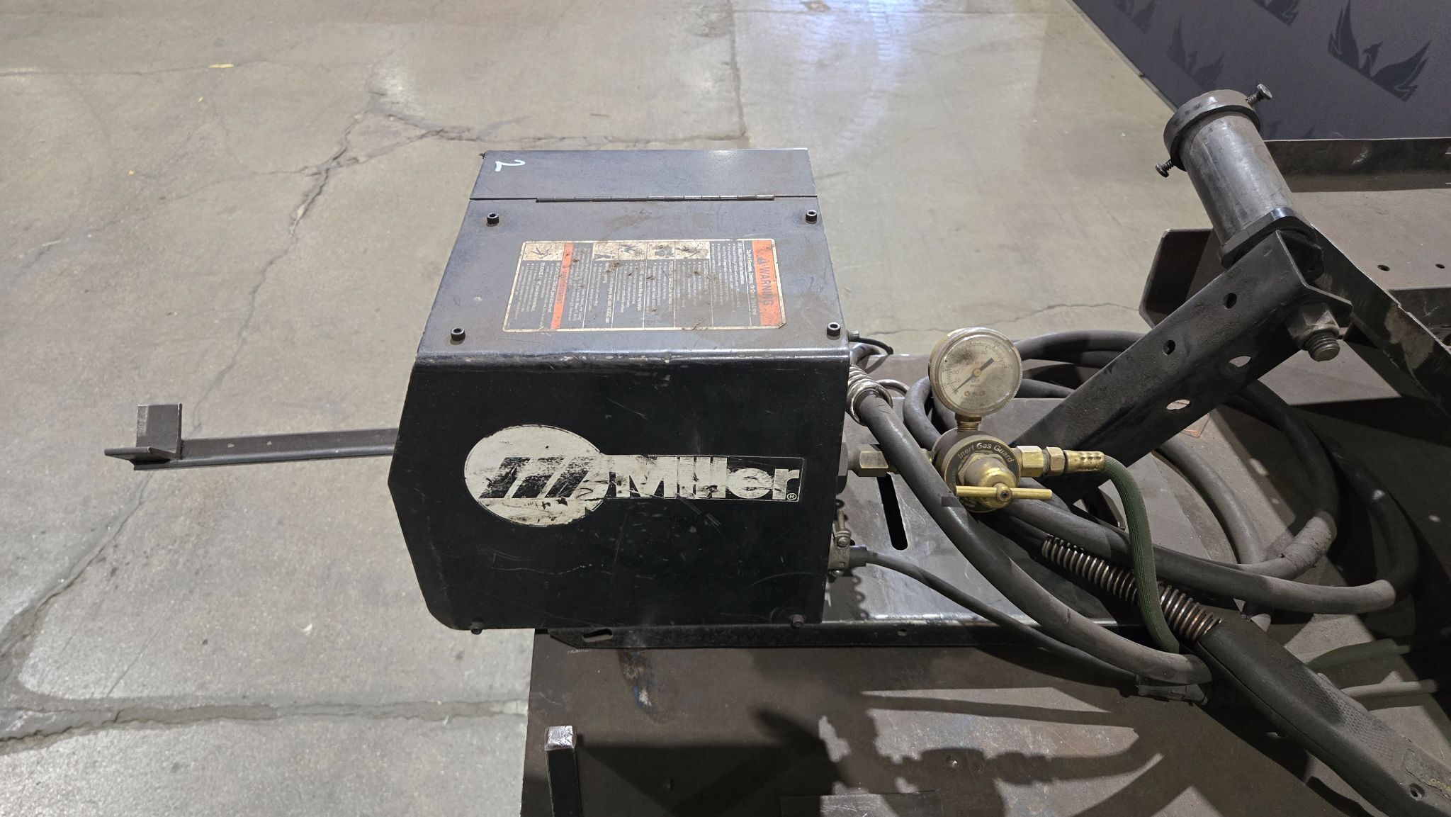 Miller Deltaweld 451 CV DC Welder with R-115 Wire Feeder USED 10