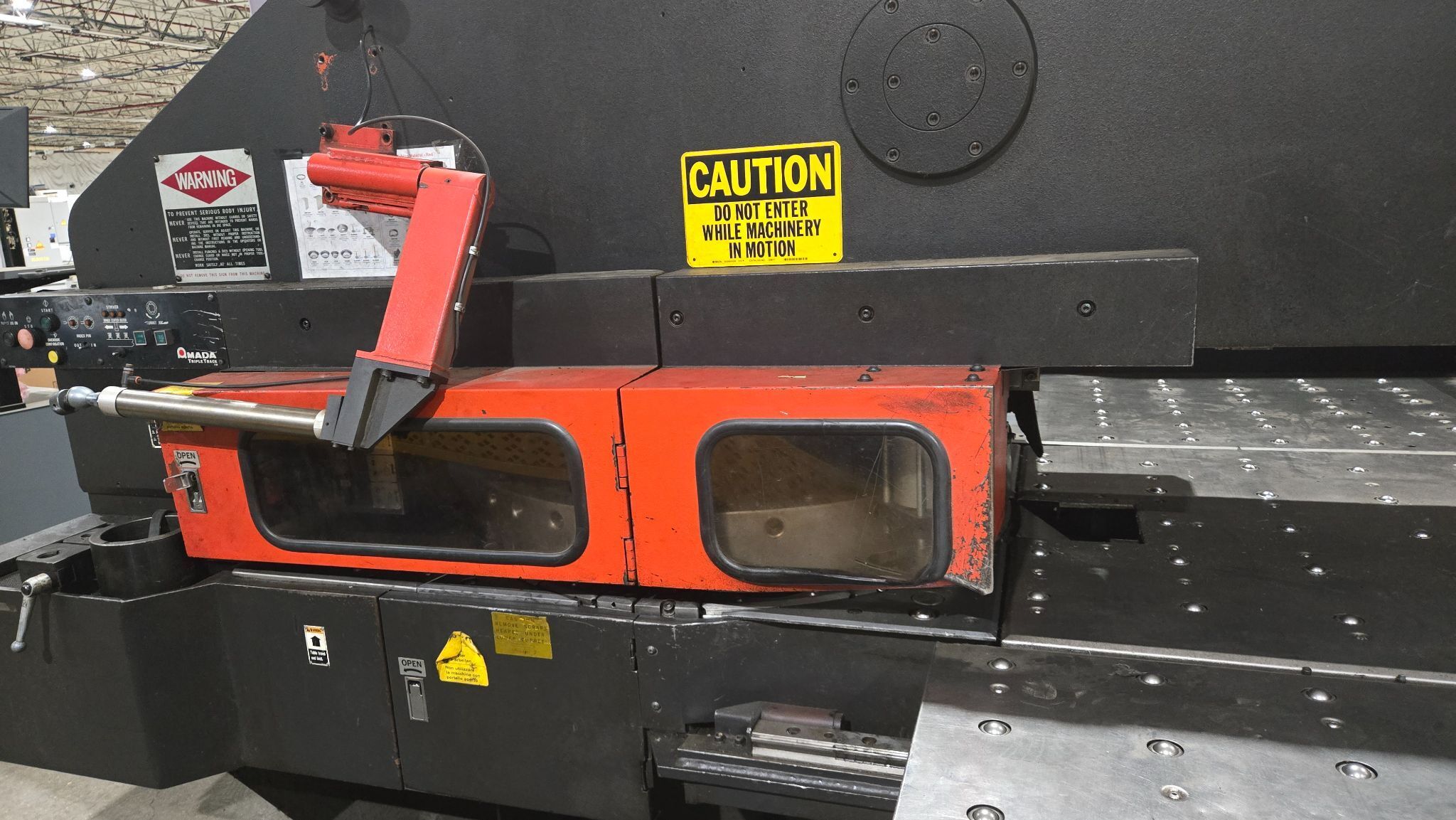 Amada VIPROS 345 CNC Turret Punch Press with AMADAN-OP-C & Yuken Hydraulic Unit USED 1