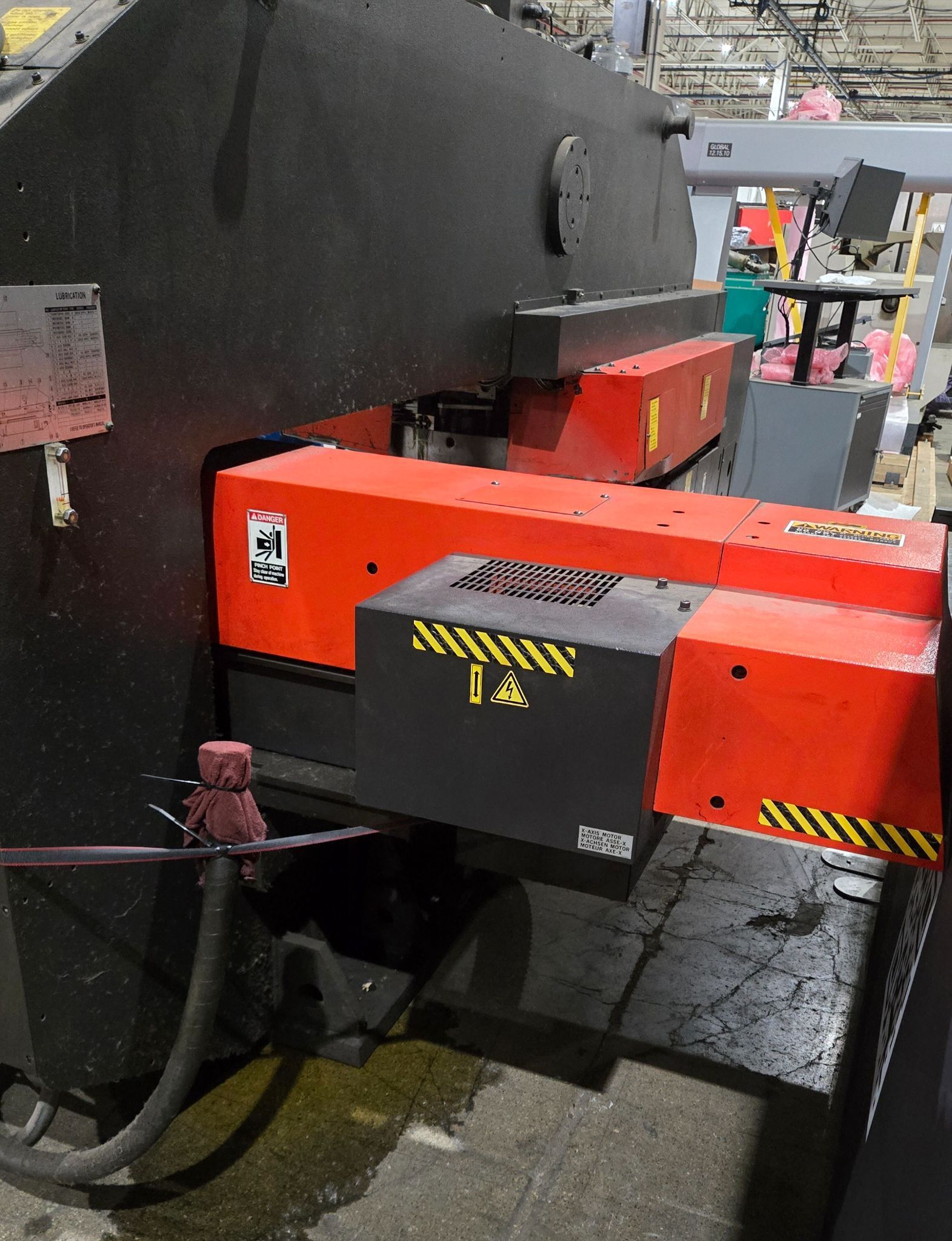 Amada VIPROS 345 CNC Turret Punch Press with AMADAN-OP-C & Yuken Hydraulic Unit USED 9