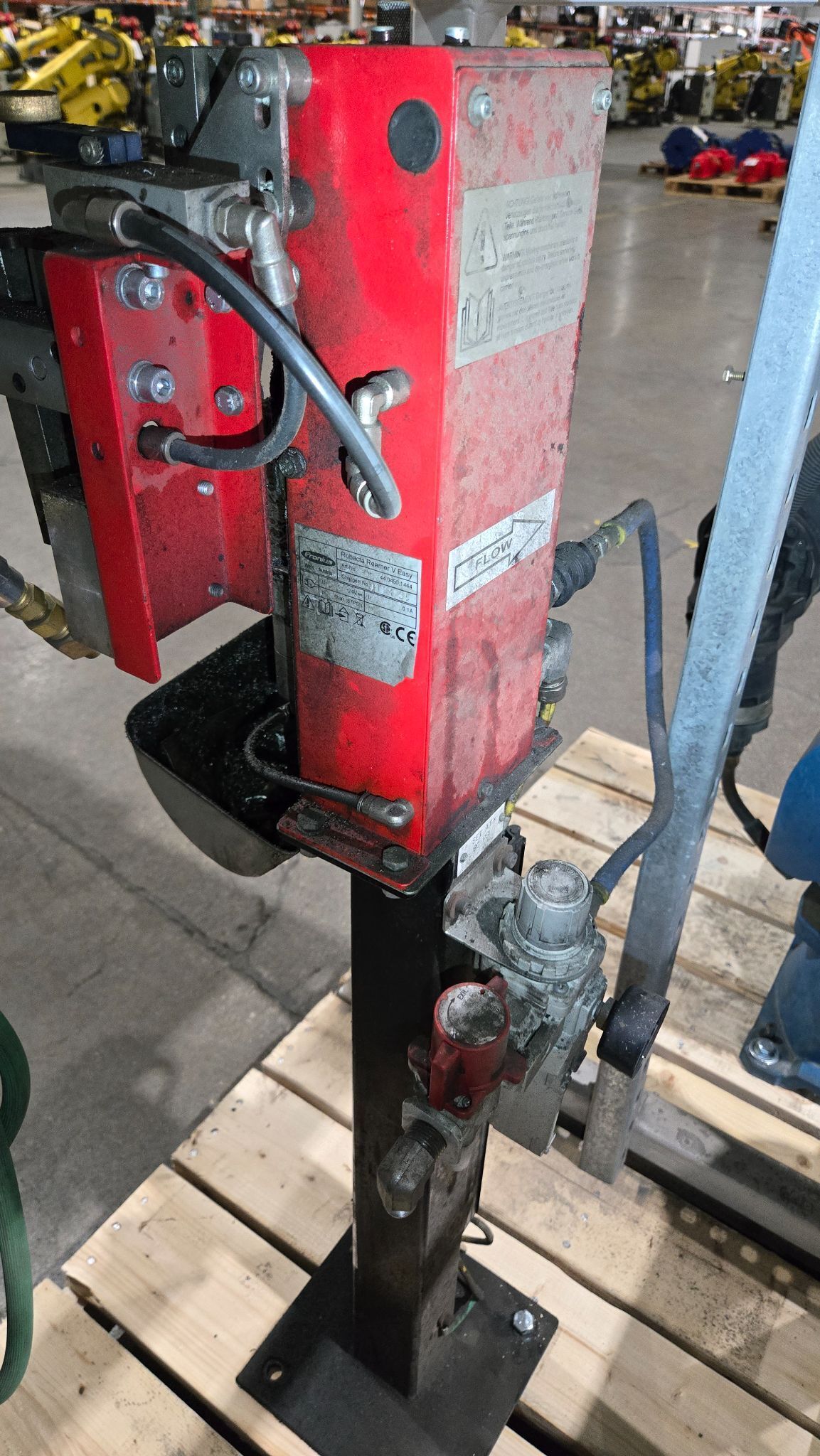 Fanuc ArcMate 120iD Robot Welder + R-30iB Plus + Fronius TPS 400i Welding System 17