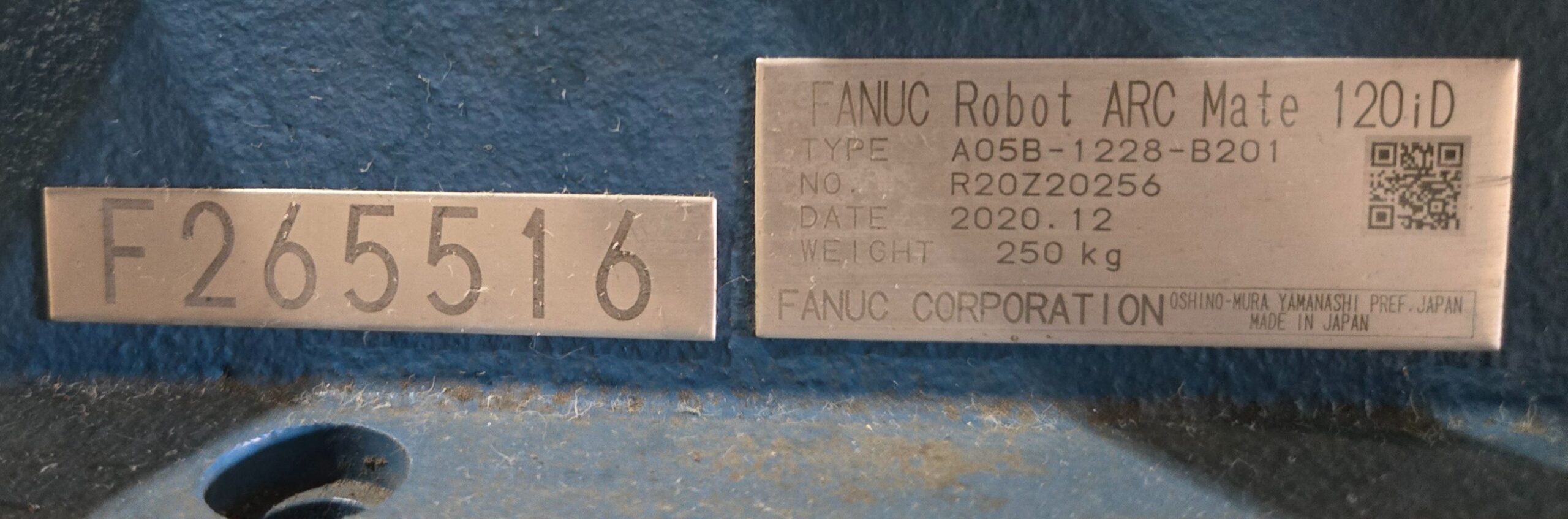 Fanuc Arc Mate 120iD Complete with R-30iB Plus Controller and TPS 400i USED 9