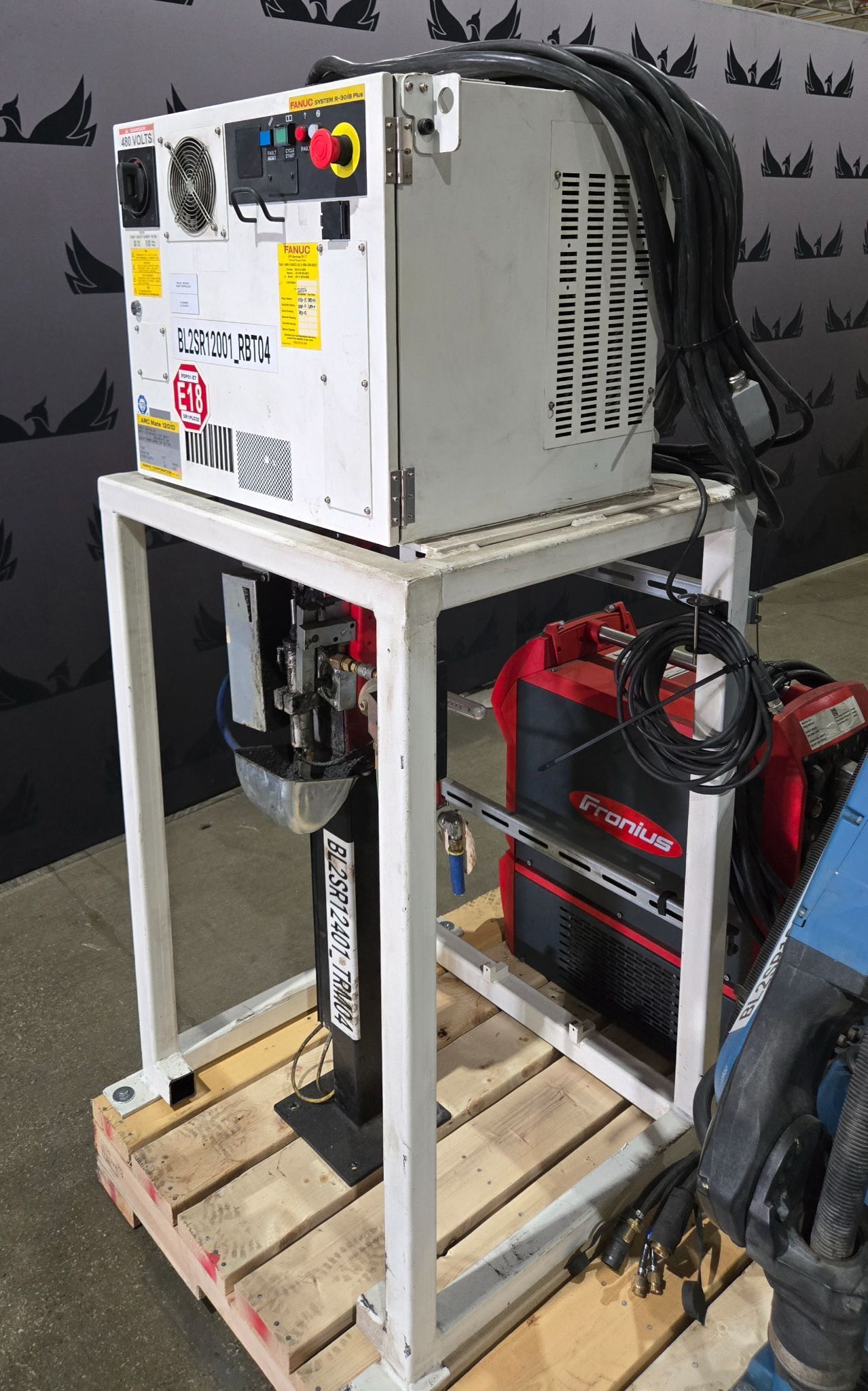 Fanuc Arc Mate 120iD Complete with R-30iB Plus Controller and TPS 400i USED 19