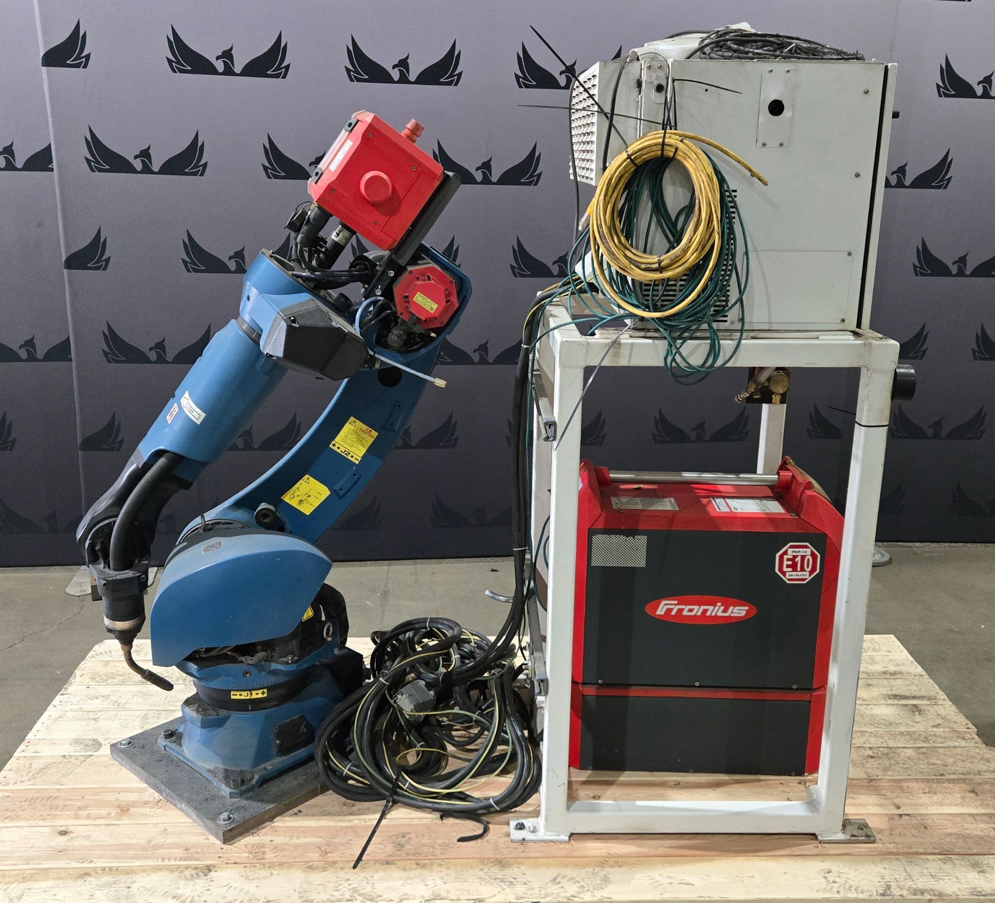 Fanuc Arc Mate 120iD Complete with R-30iB Plus Controller and TPS 400i Weld System USED 0