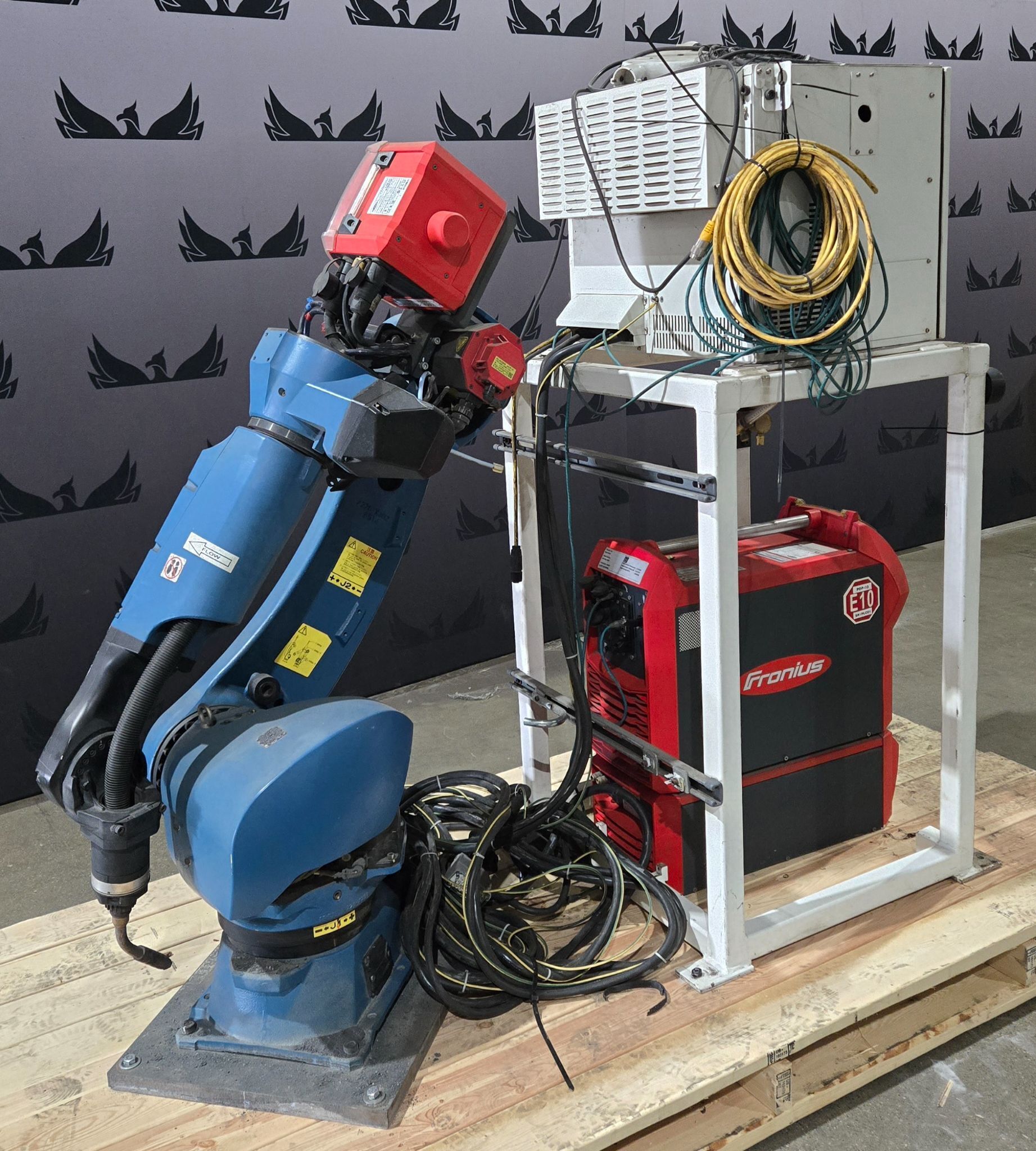 Fanuc Arc Mate 120iD Complete with R-30iB Plus Controller and TPS 400i Weld System USED 1