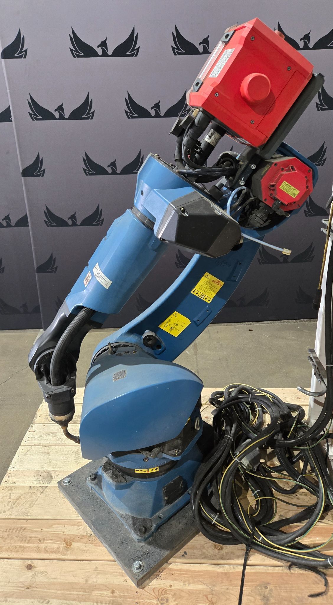 Fanuc Arc Mate 120iD Complete with R-30iB Plus Controller and TPS 400i Weld System USED 4