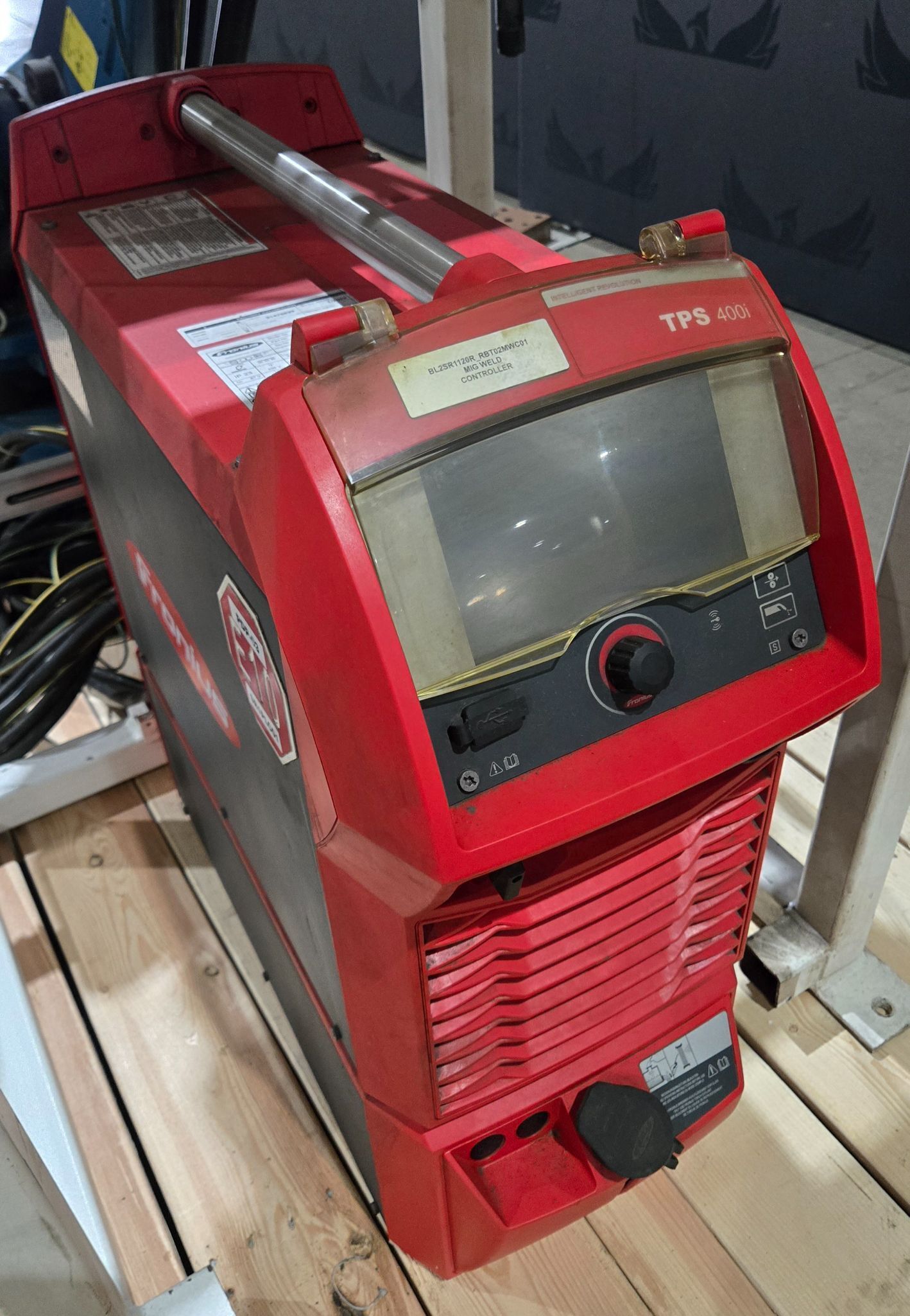 Fanuc Arc Mate 120iD Complete with R-30iB Plus Controller and TPS 400i Weld System USED 10