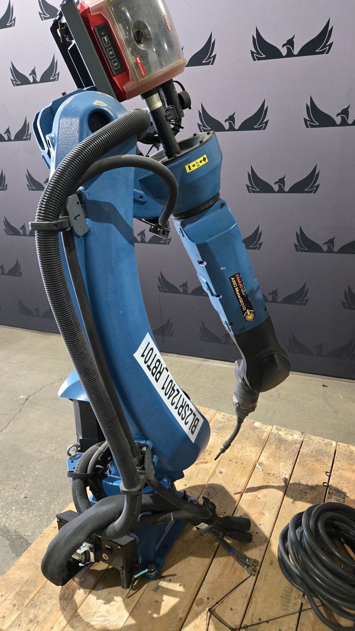 Fanuc Arc Mate 120iD Complete with R-30iB Plus Controller and TPS 400i Weld System USED 3