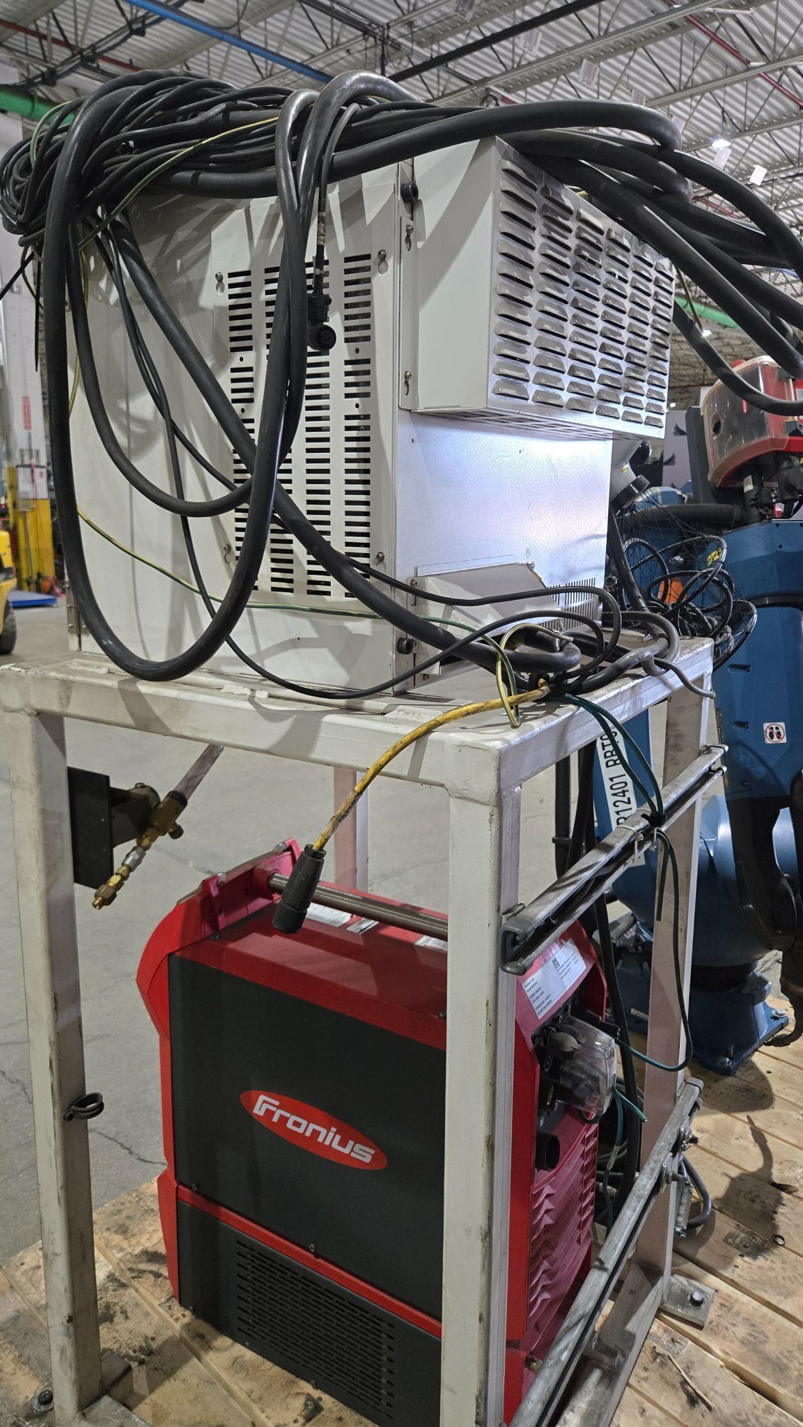 Fanuc Arc Mate 120iD Complete with R-30iB Plus Controller and TPS 400i Weld System USED 16