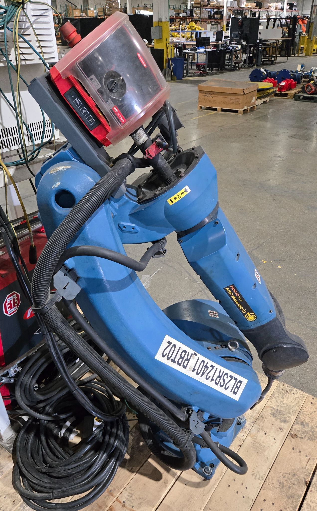 Fanuc Arc Mate 120iD Complete with R-30iB Plus Controller and TPS 400i Weld System USED 5