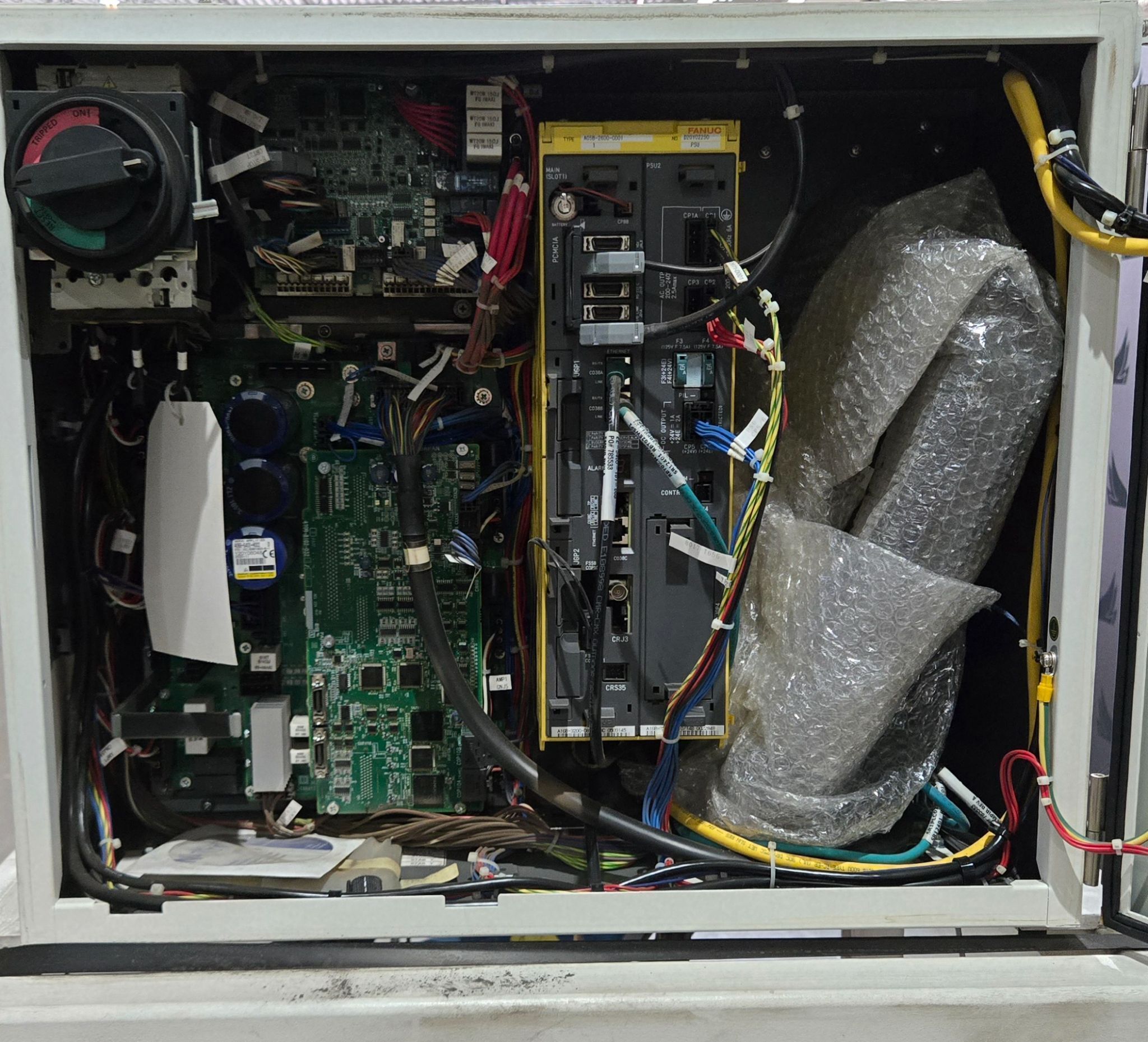 Fanuc Arc Mate 120iD Complete with R-30iB Plus Controller and TPS 400i Weld System USED 19