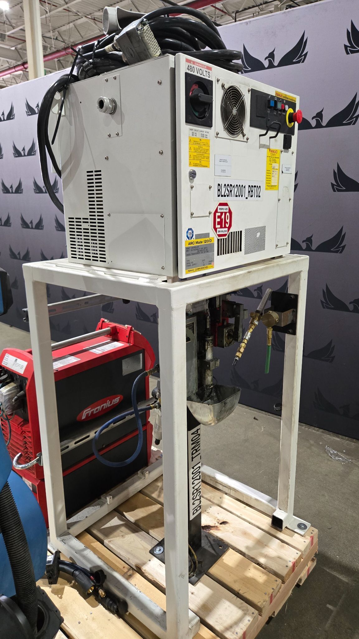Fanuc Arc Mate 120iD Complete with R-30iB Plus Controller and TPS 400i Weld System USED 19