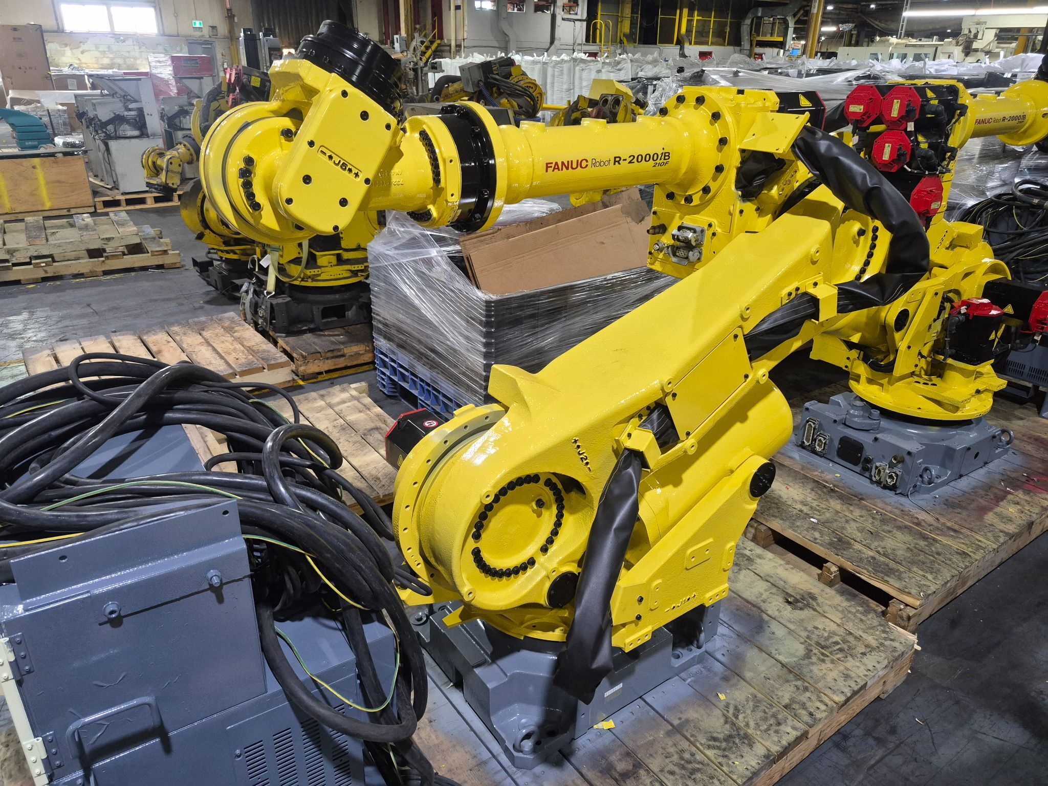 FANUC R-2000iB/210F Complete w/ R-30iB Controls USED 3