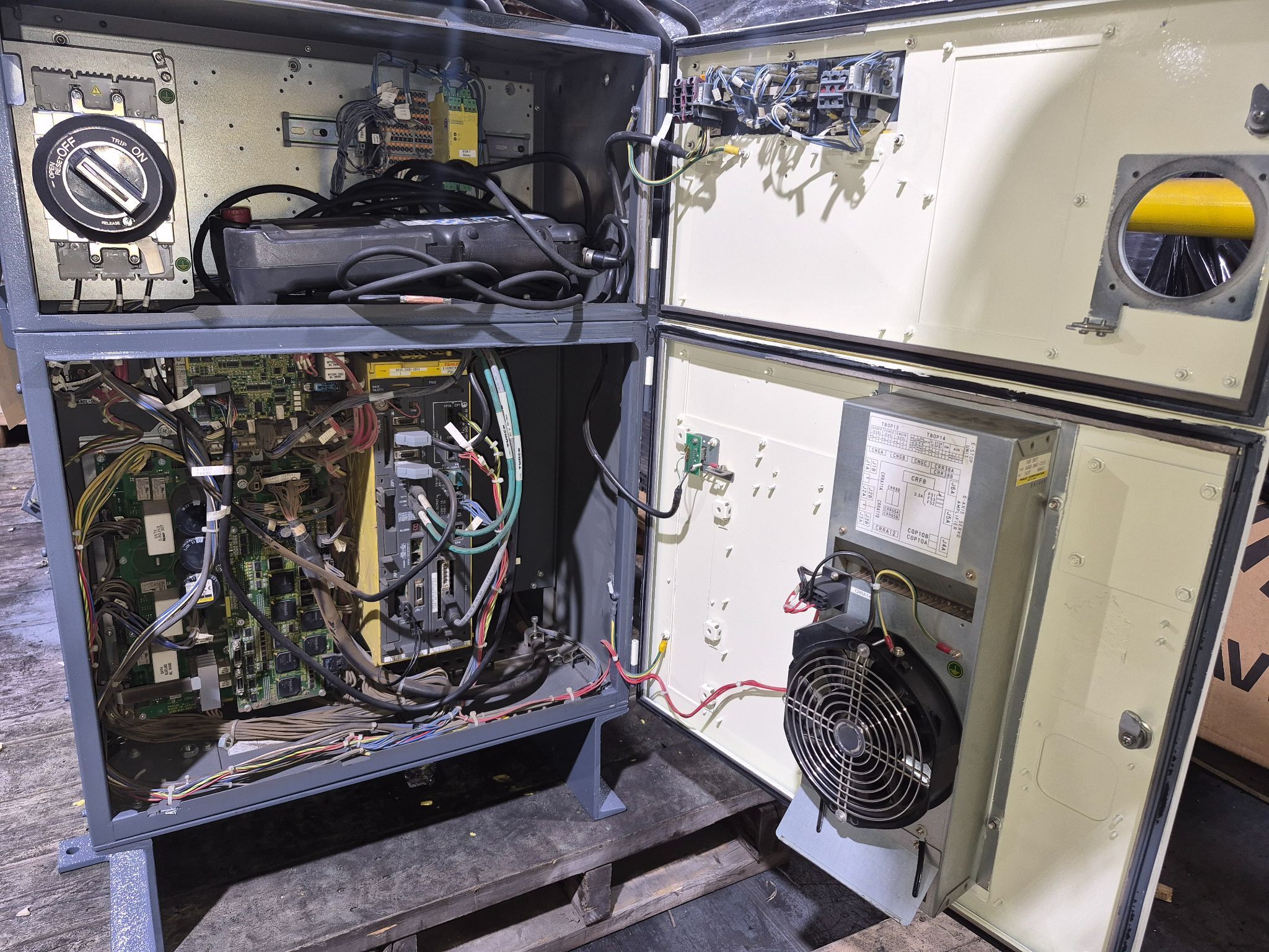 FANUC R-2000iB/210F Complete w/ R-30iB Controls USED 7