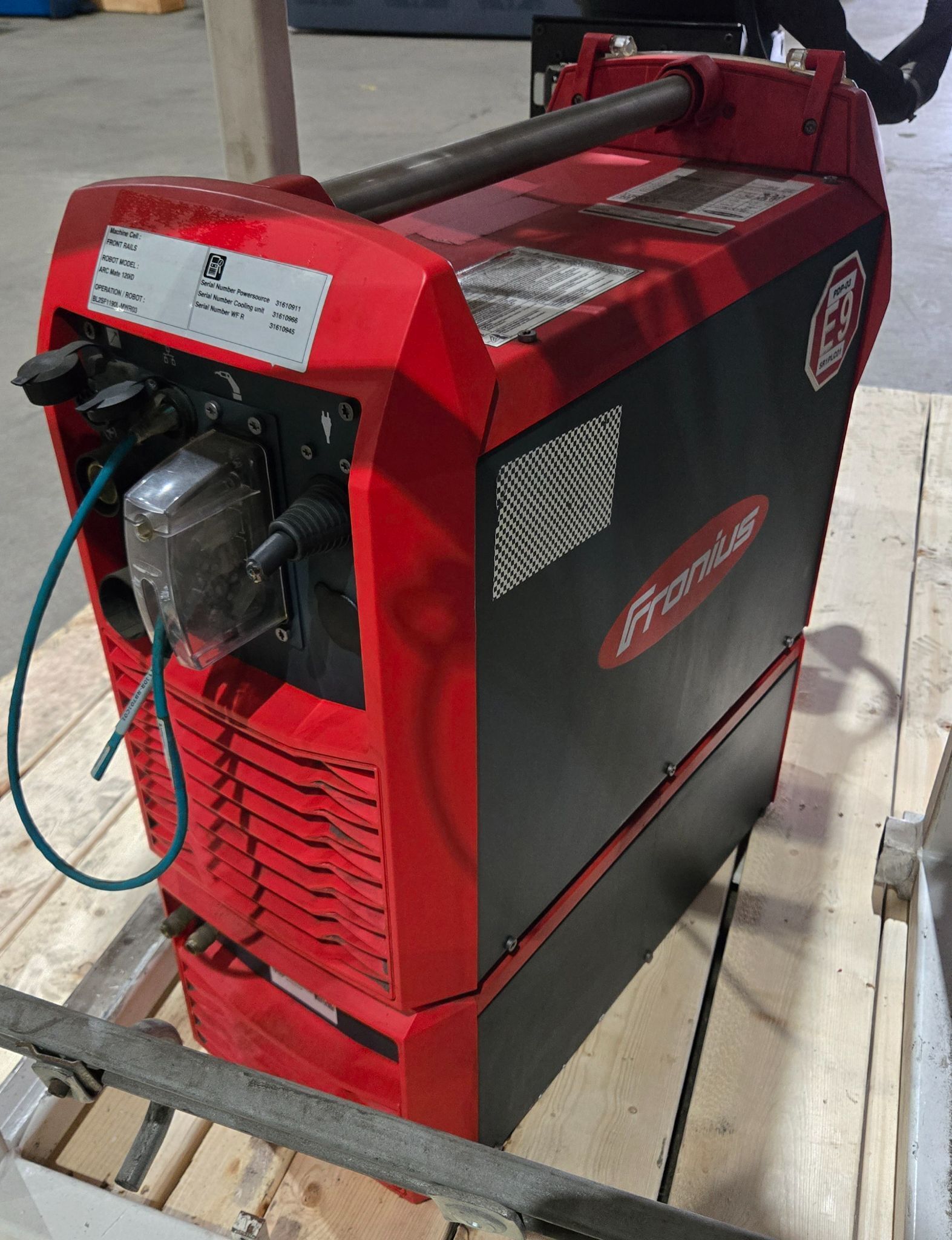 FANUC Arc Mate 120iD Complete w/ R-30iB Plus Controller, TPS 400i Weld Package & 20" Riser USED 14