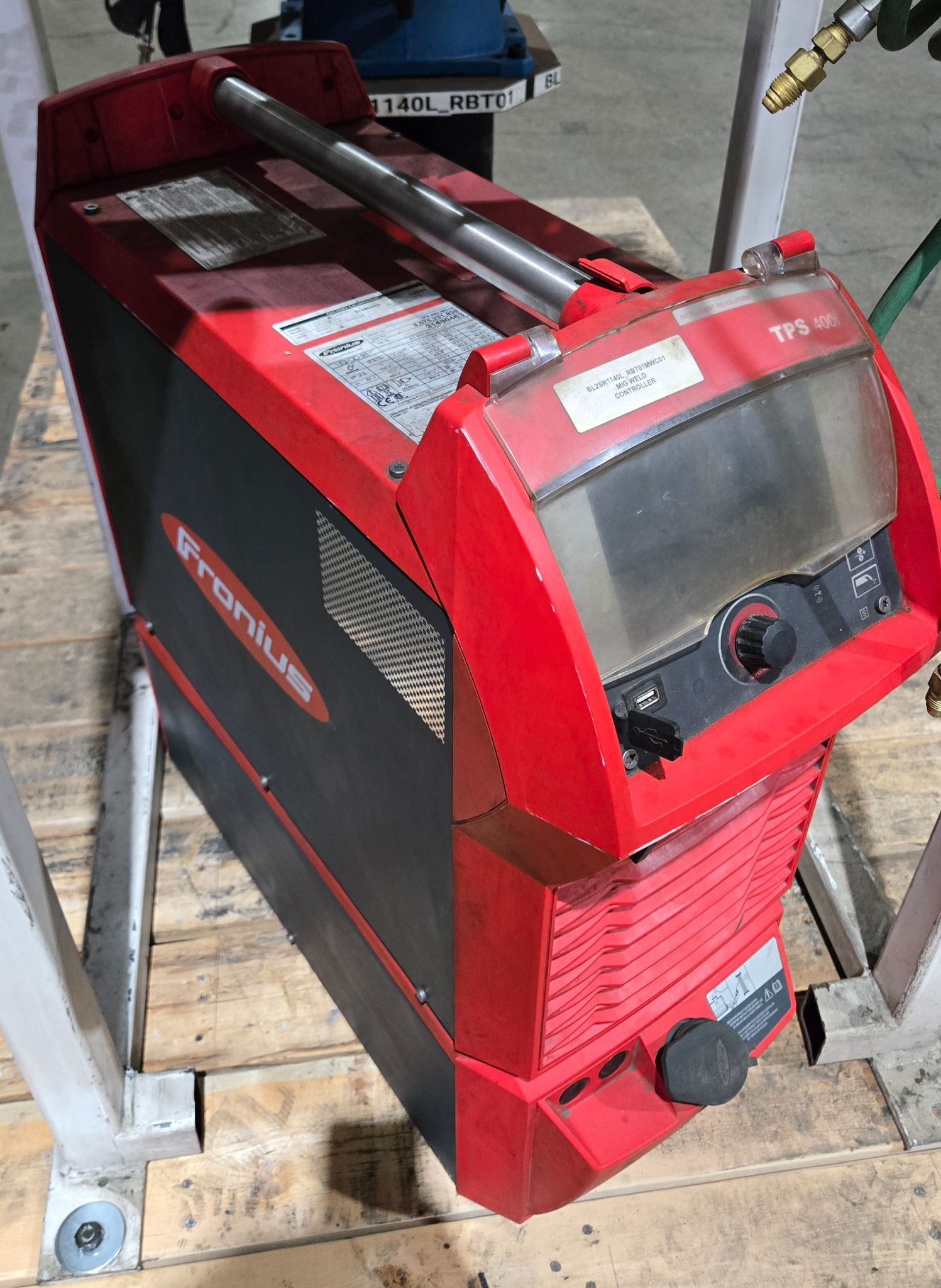 FANUC Arc Mate 120iD Complete w/ R-30iB Plus Controller and TPS 400i Weld Package & 20" Riser USED 13