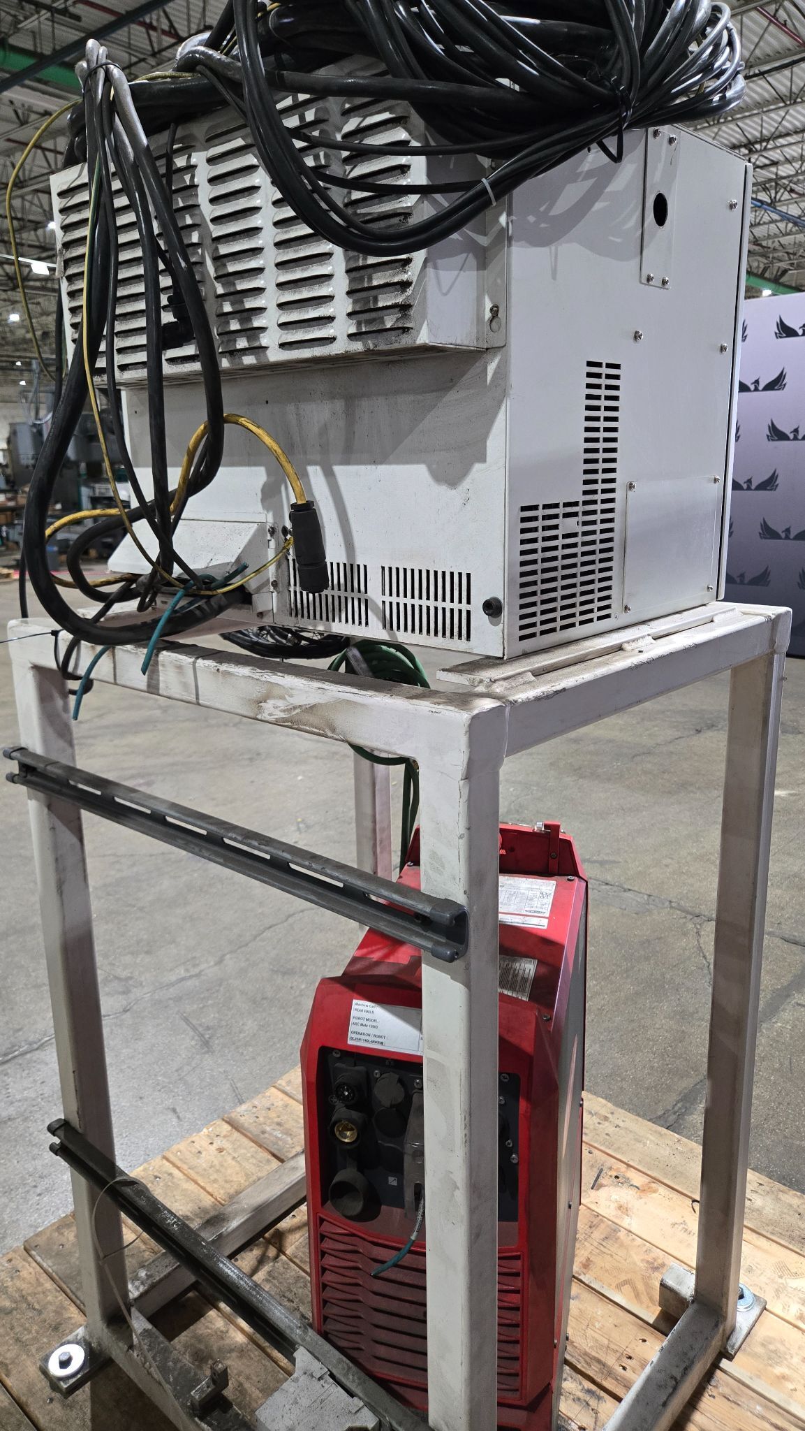 FANUC Arc Mate 120iD Complete w/ R-30iB Plus Controller and TPS 400i Weld Package & 20" Riser USED 5