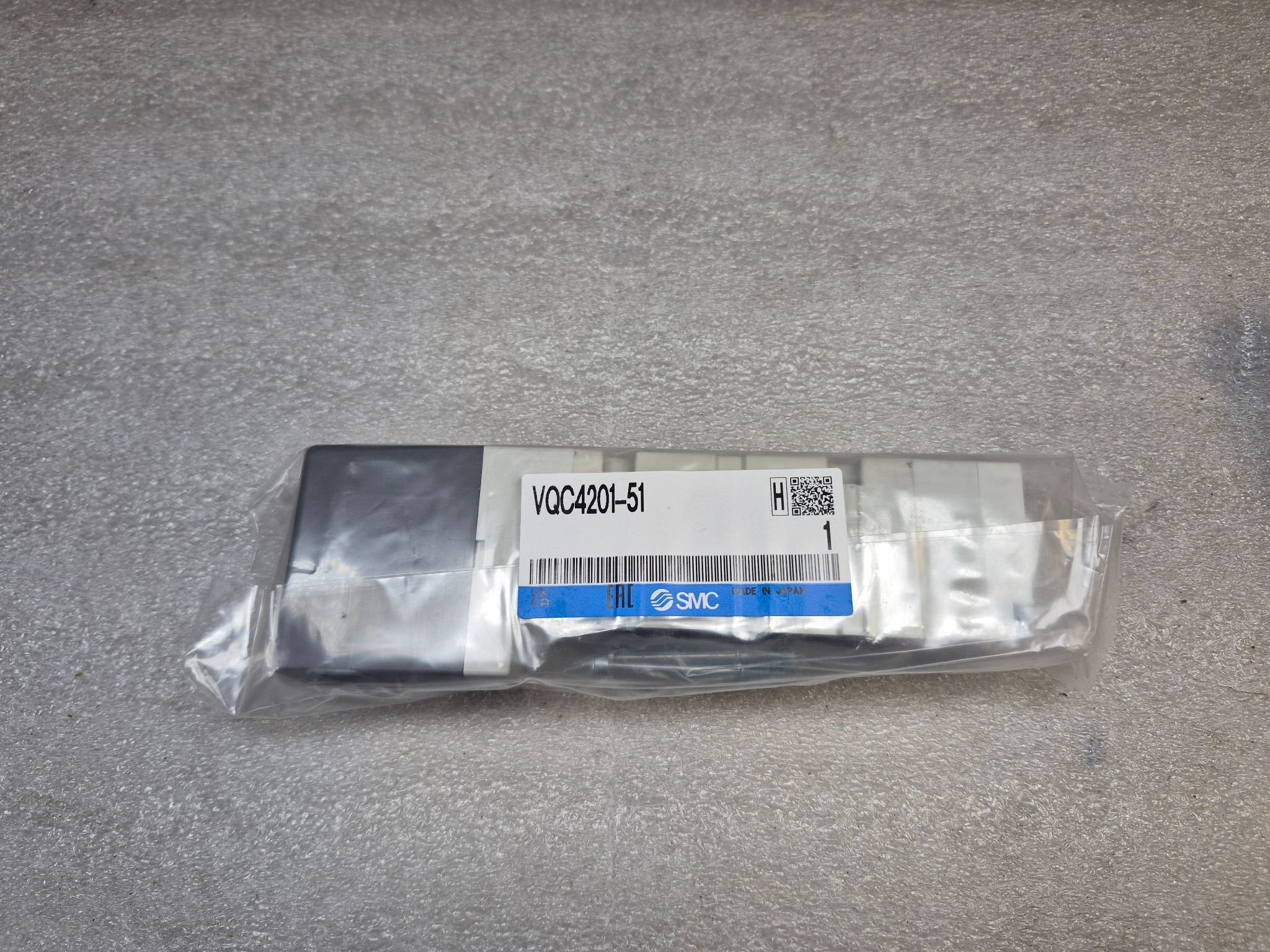 SMC VQC4201‑51 Solenoid Valve NEW 1