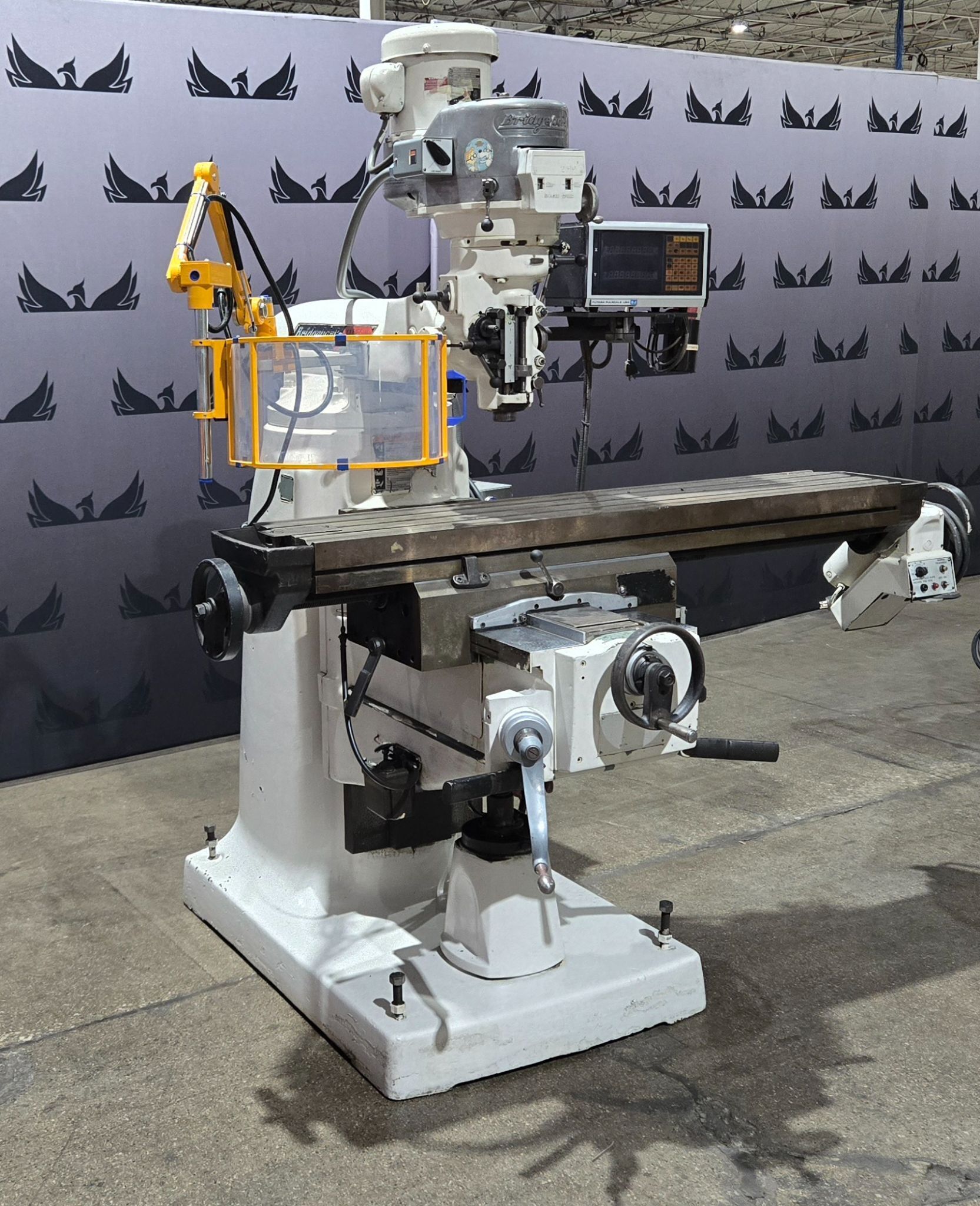 BRIDGEPORT Series II Vertical Milling Machine 2 HP 3-Phase USED 2