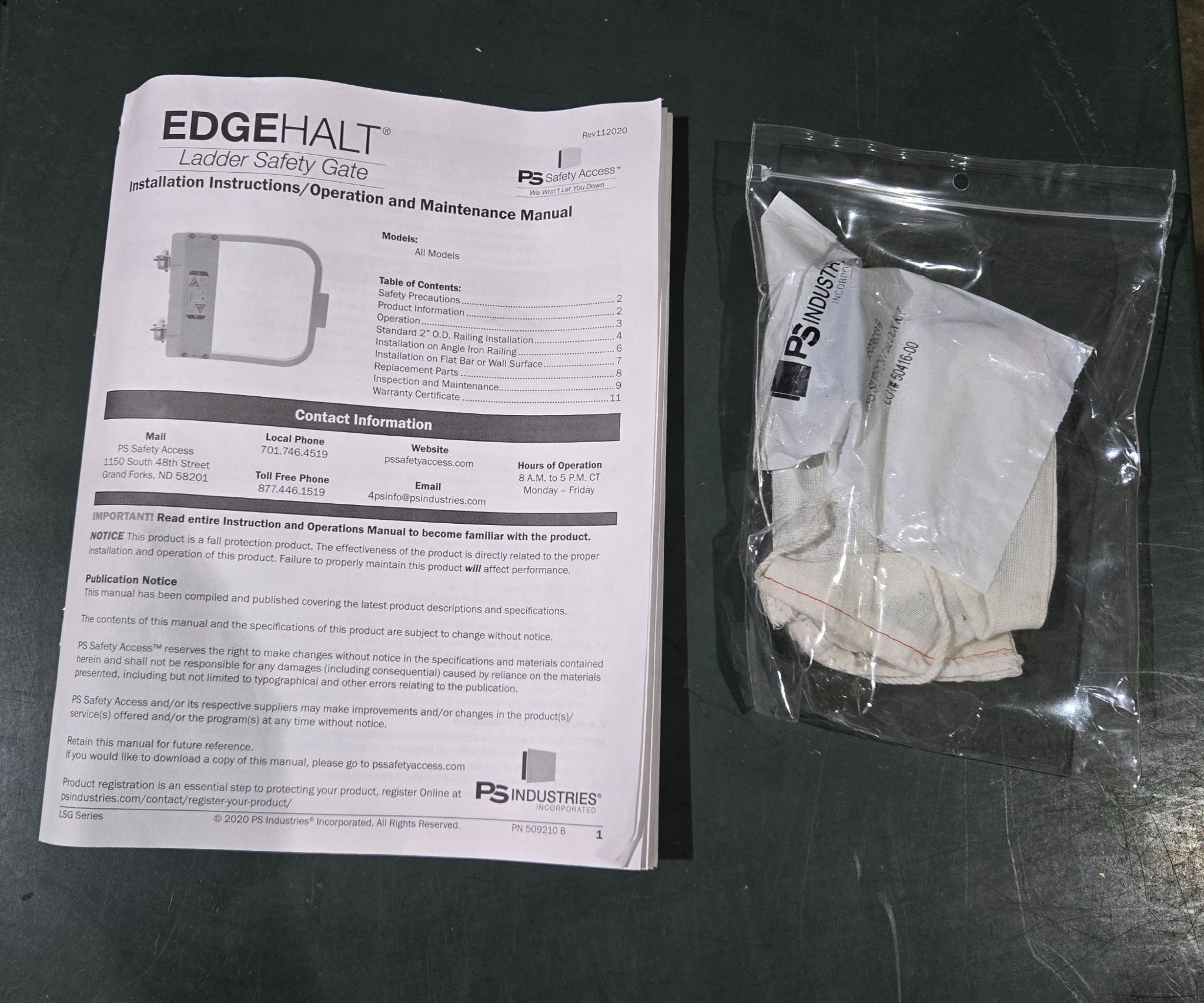 PS INDUSTRIES 500569 E EDGEHALT LSG Series Self-Closing Ladder Safety Gate NEW 2