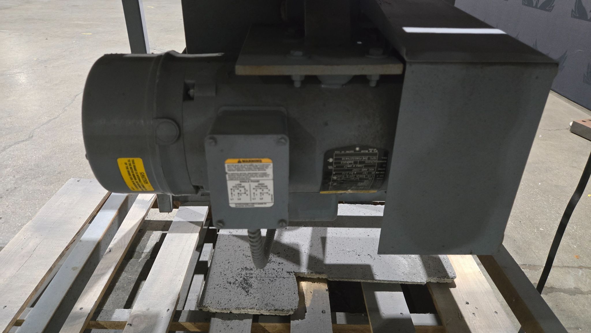 FORREST 214 Vertical Band Saw 12" Blade USED 11