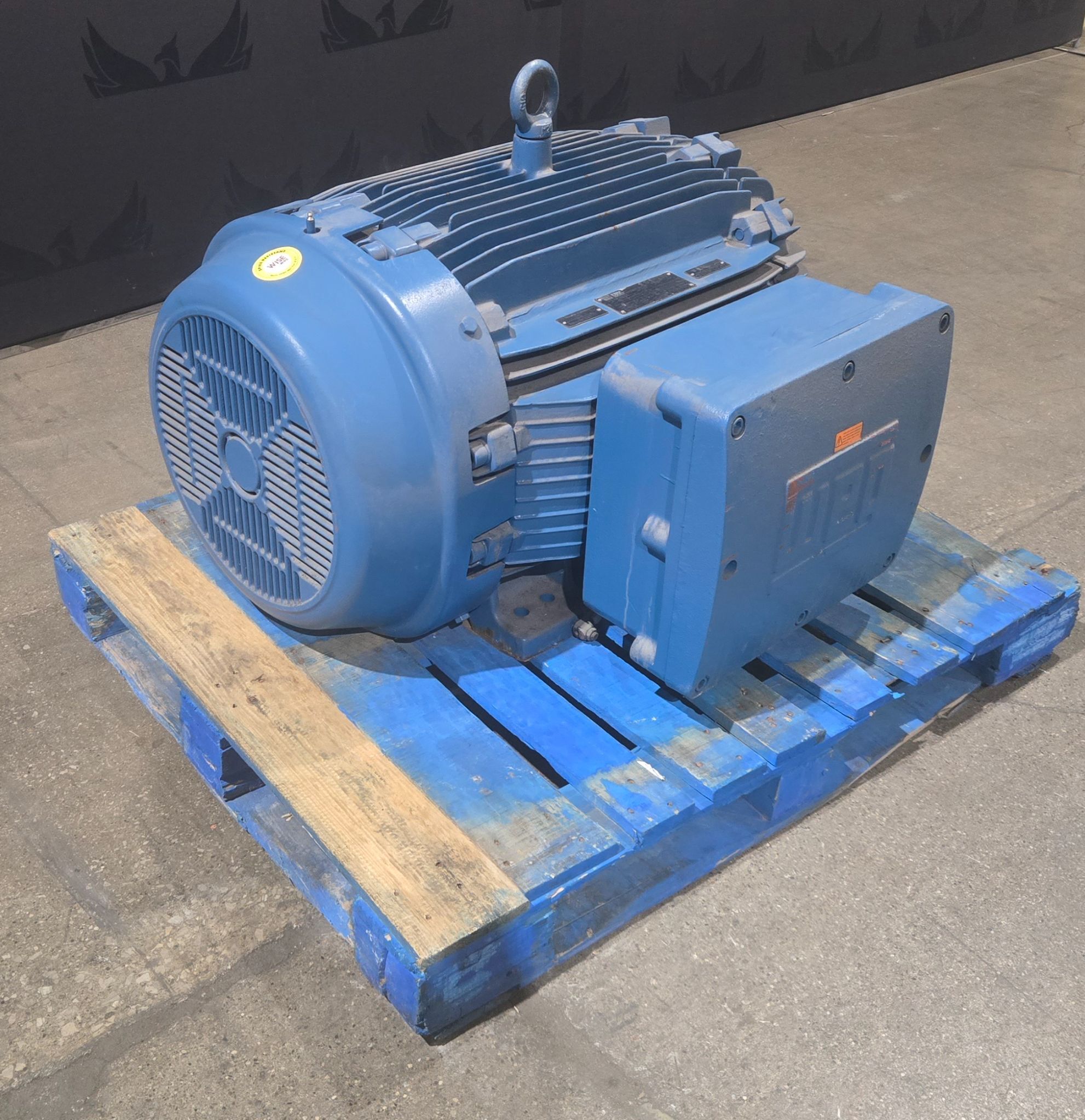 WEG TEQFX0XN0000301154 W22 150HP Explosion Proof Electric Motor 460V USED 1