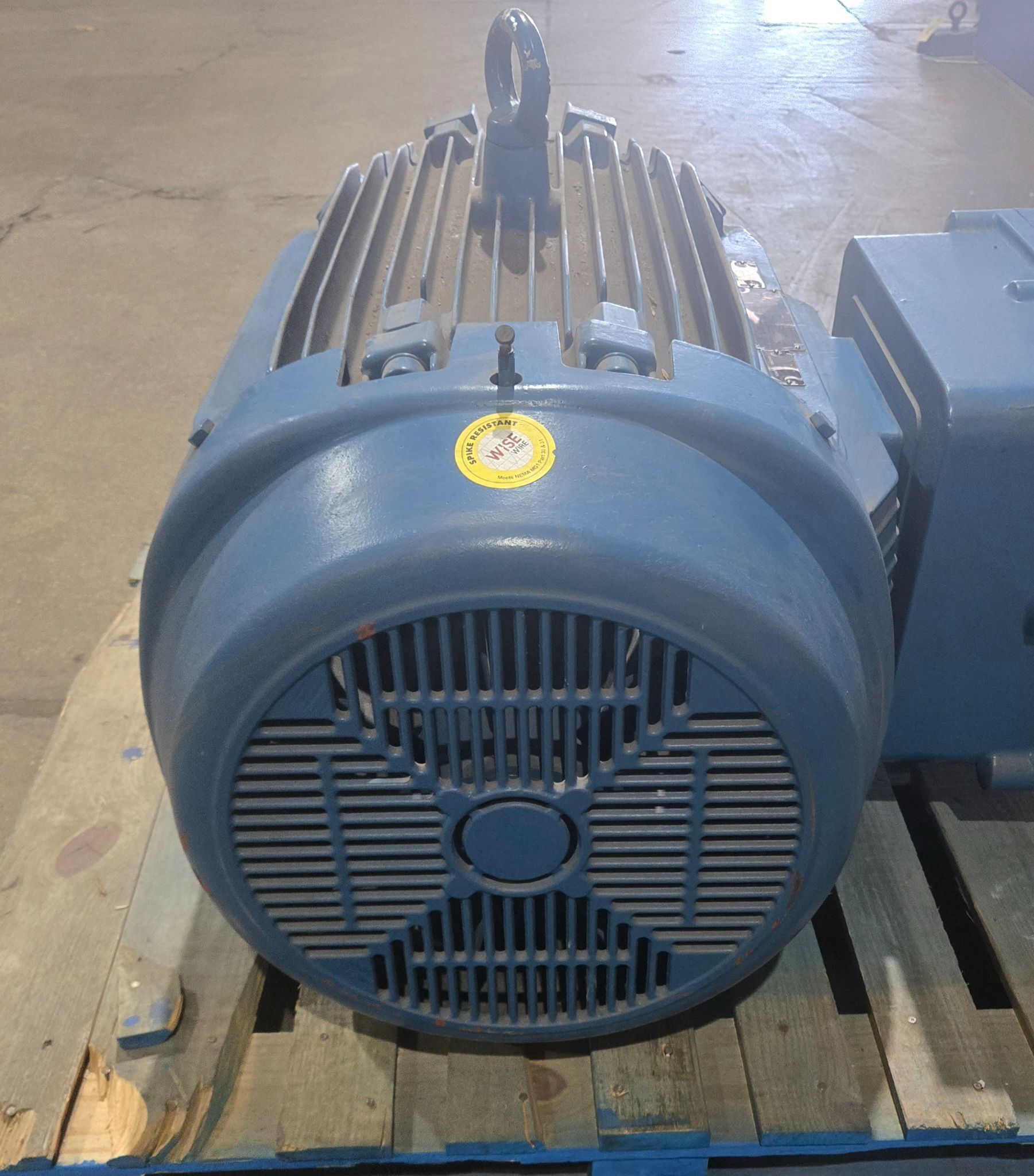 WEG R15018XT3G445T-I W22 150HP Explosion Proof Electric Motor 460V USED 5