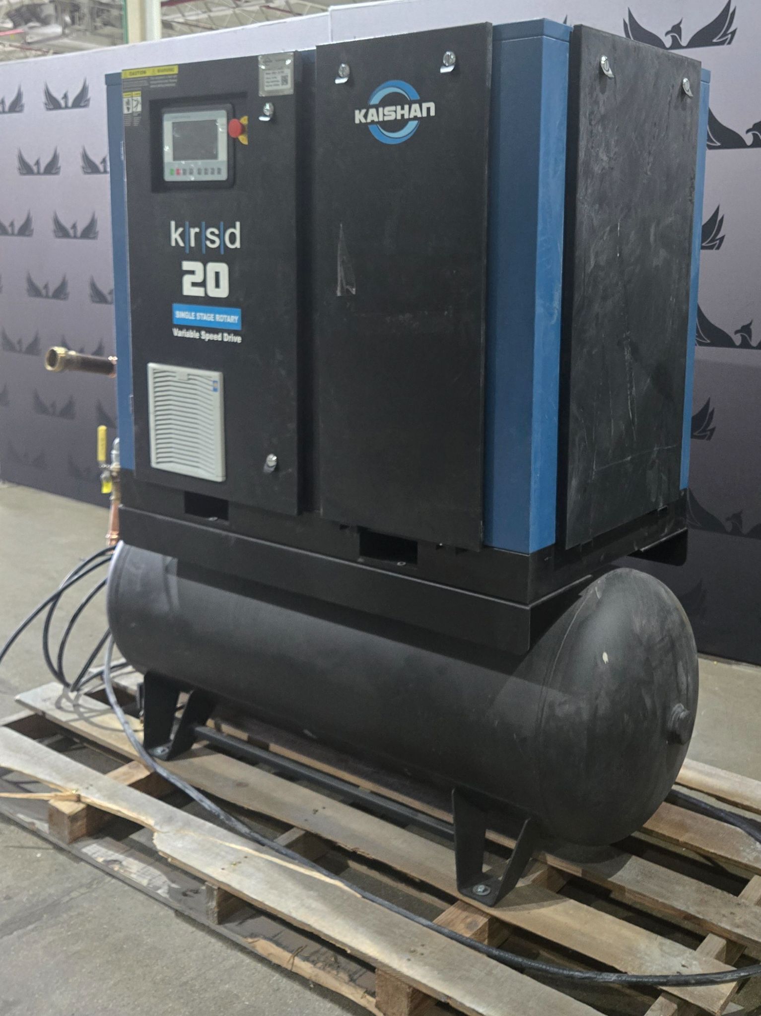 Kaishan KRSD-20 VSD Rotary Screw Air Compressor Tank Mounted NEW 2