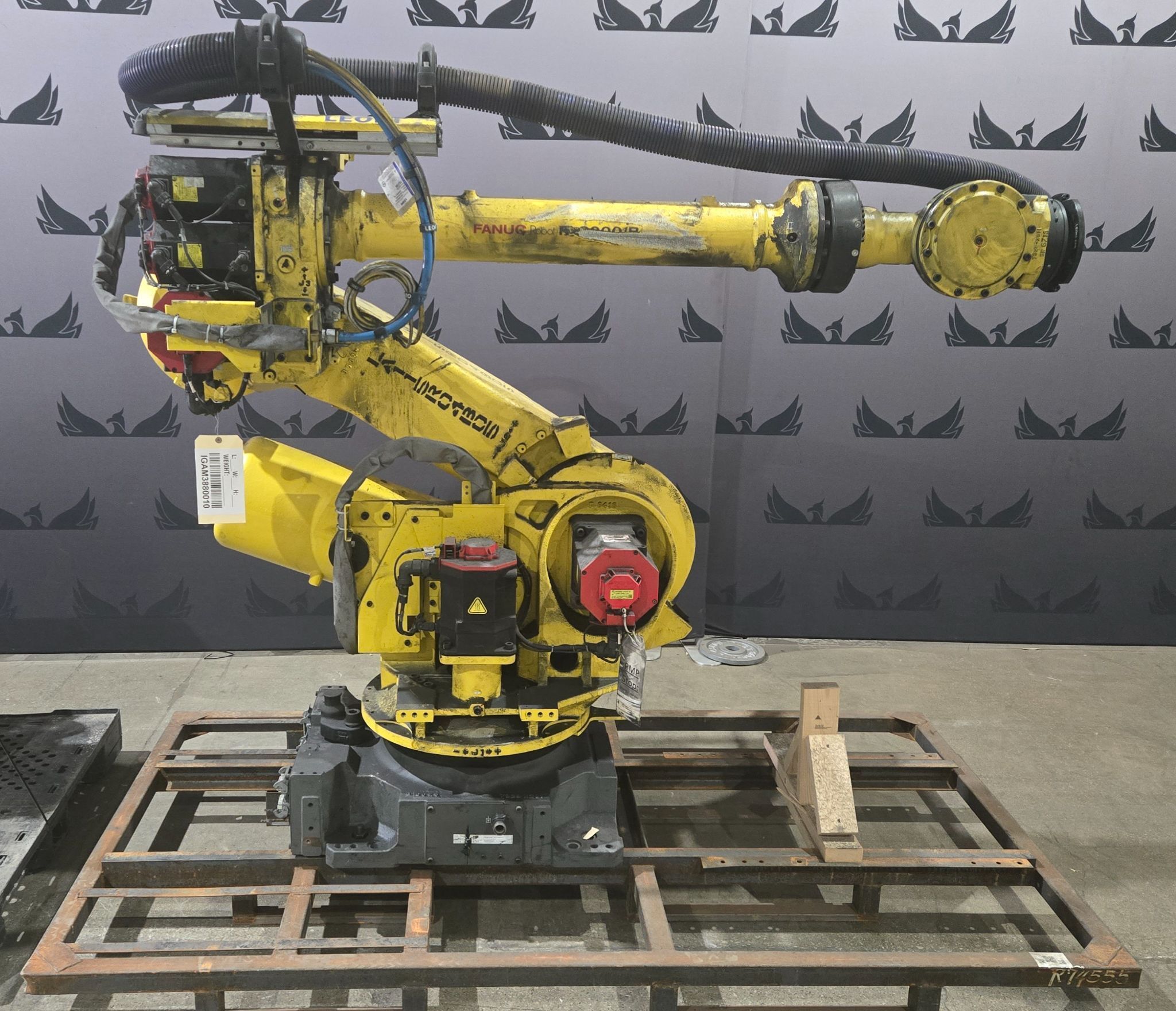 FANUC R-2000iB/185L Complete with R-30iB Controller USED 1