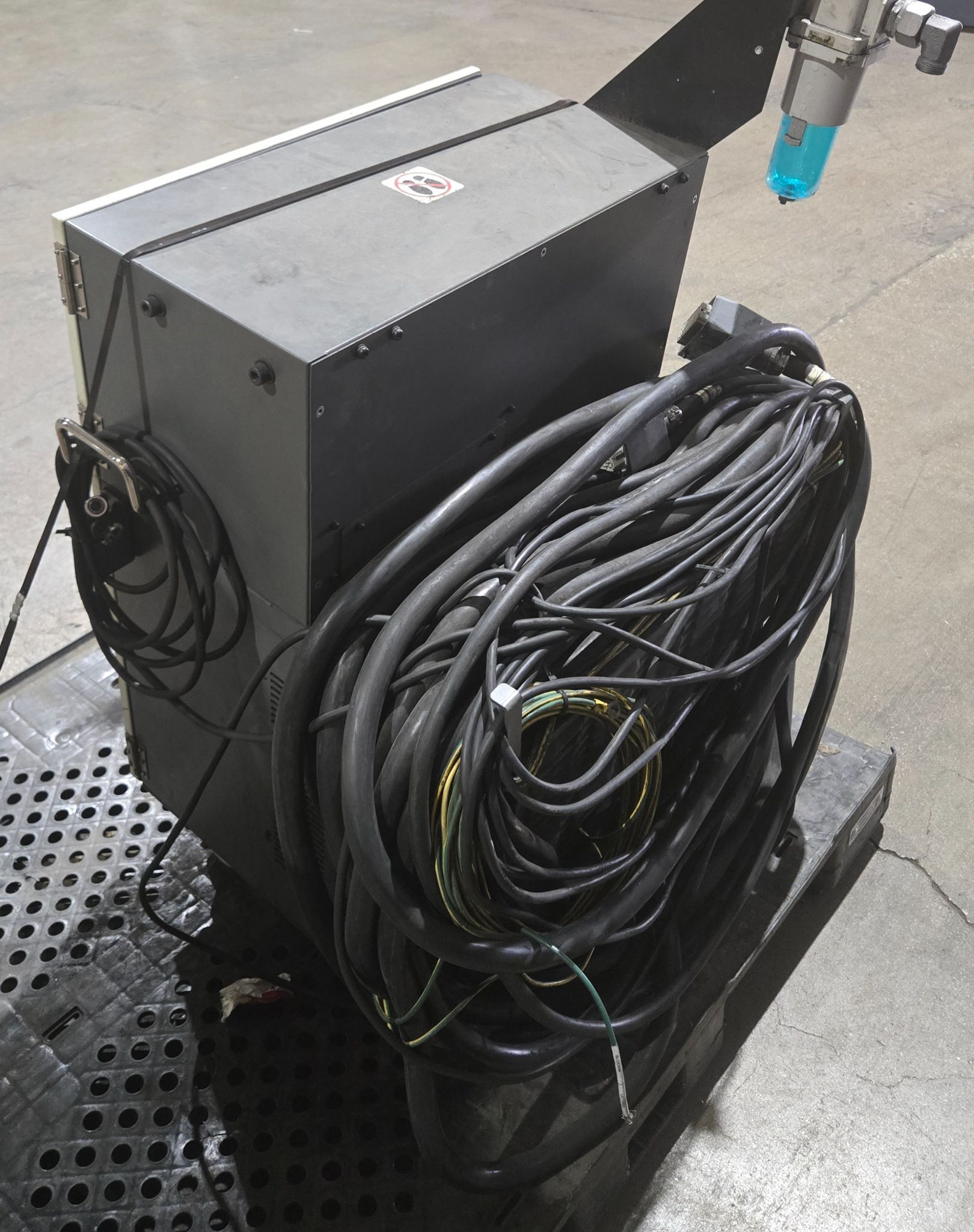 FANUC R-2000iB/185L Complete with R-30iB Controller USED 12