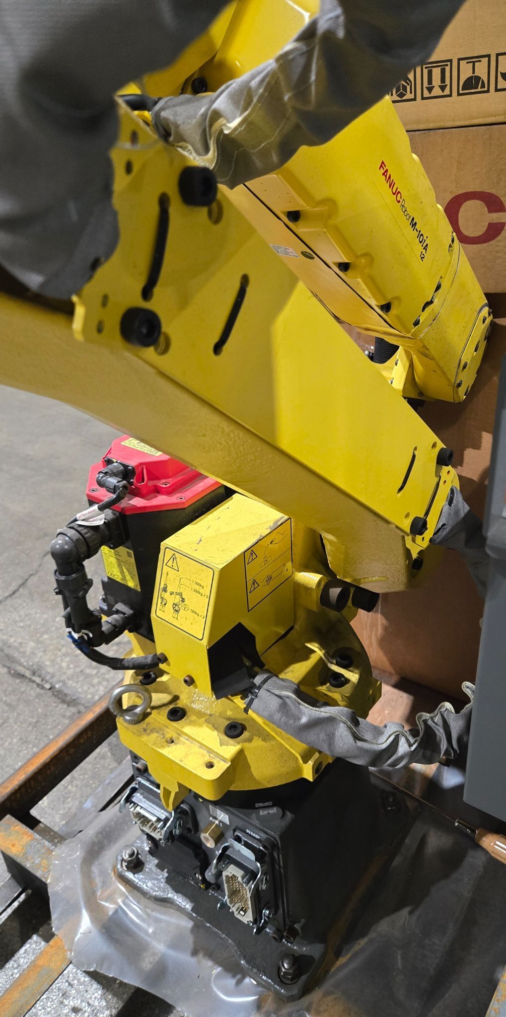 FANUC M-10iA/12 Robot Complete with R-30iB Controller USED 5