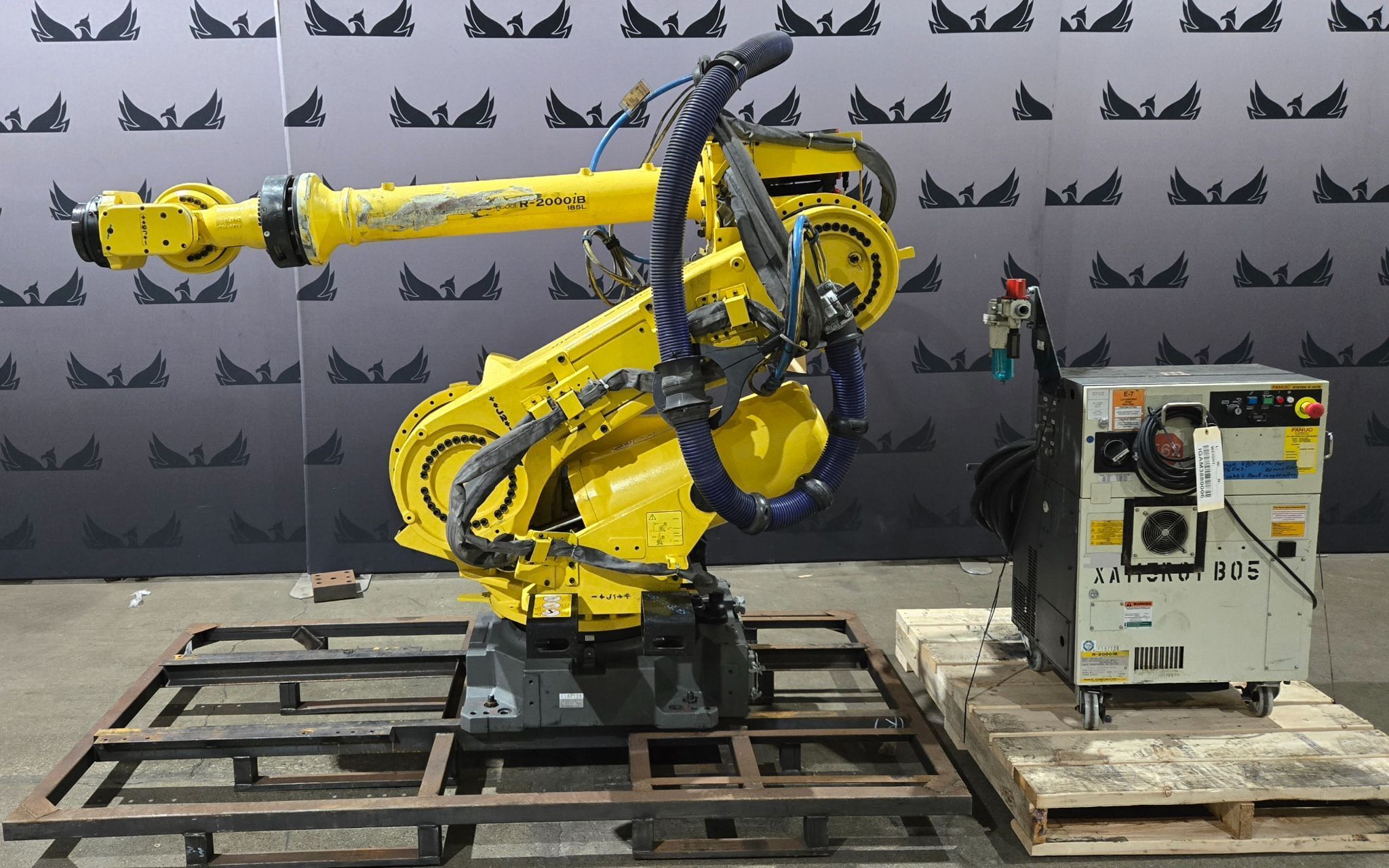 FANUC R-2000iB/185L Complete with R-30iB Controller USED 0