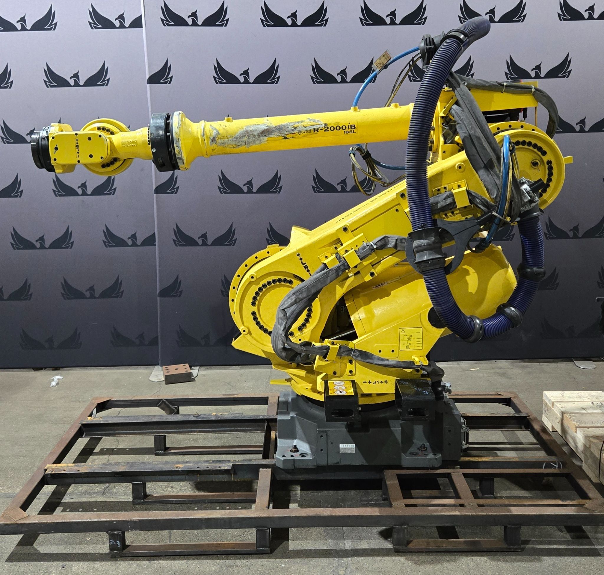 FANUC R-2000iB/185L Complete with R-30iB Controller USED 1