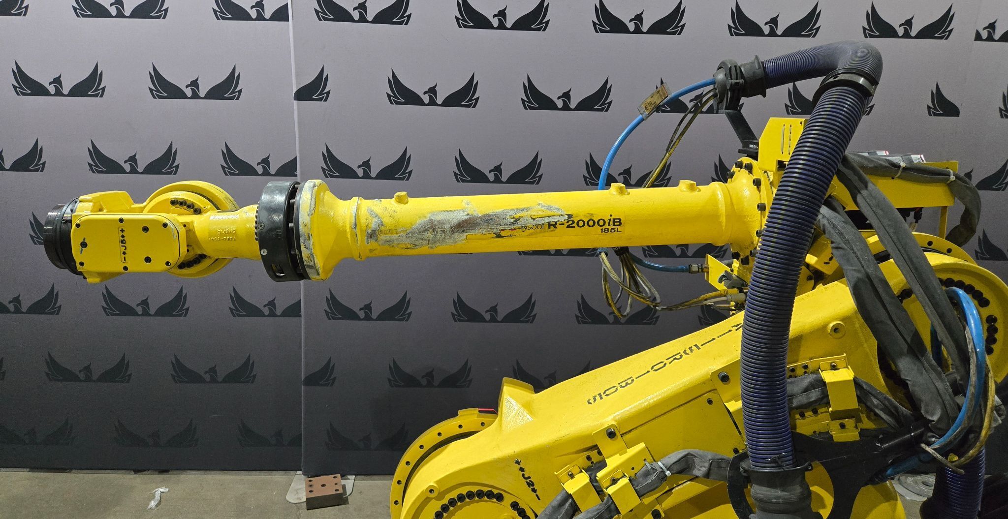 FANUC R-2000iB/185L Complete with R-30iB Controller USED 3