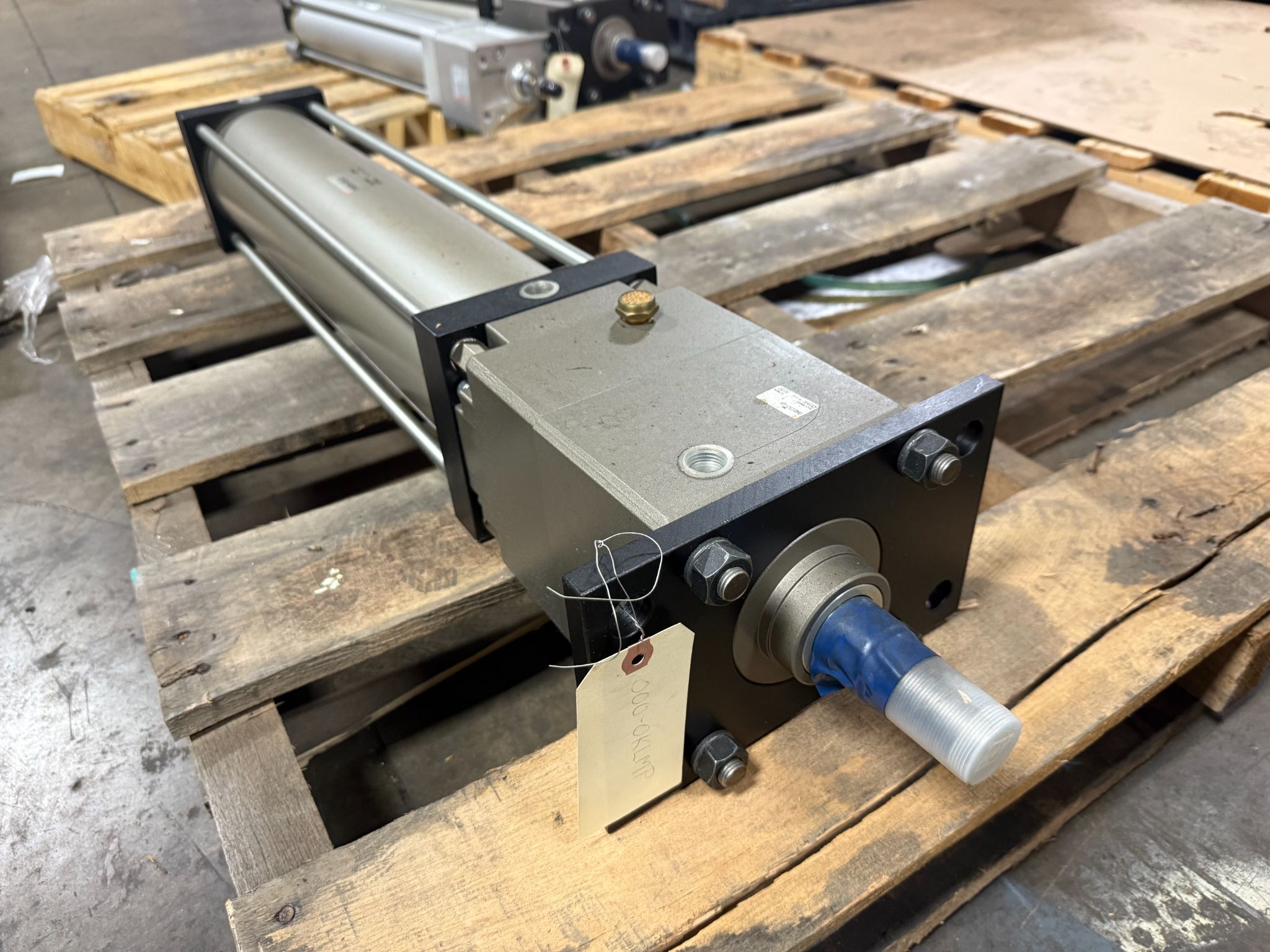 SMC CNSF125-550-D Pneumatic Cylinder w/ CNS125D-UA Lock USED 1