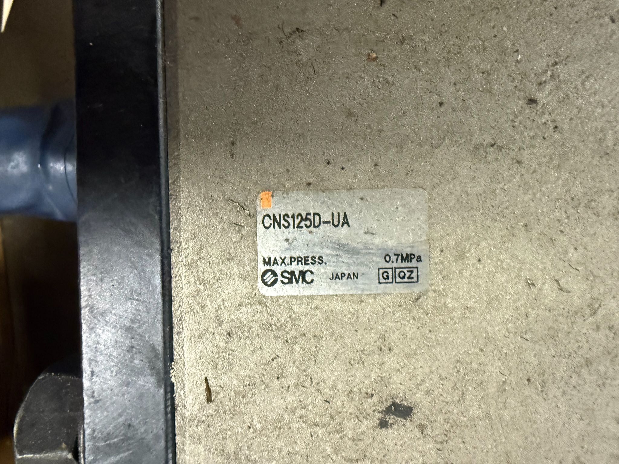 SMC CNSF125-700-D Pneumatic Cylinder w/CNS125D-UA Lock USED 2