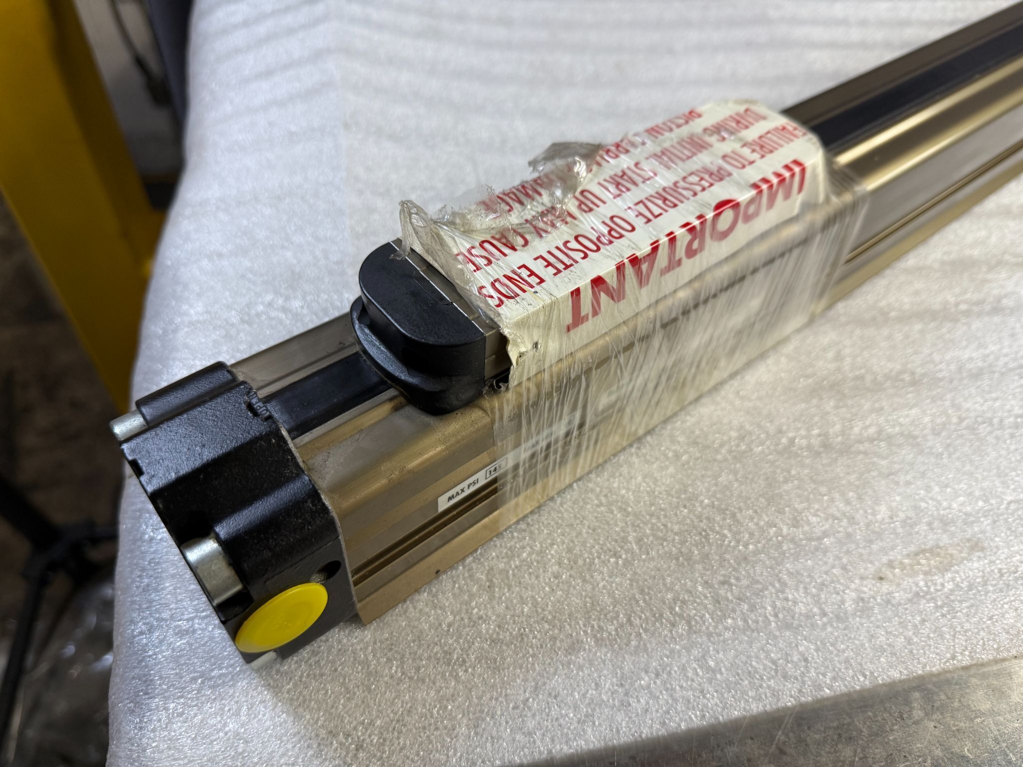 ASCO NUMATICS S1055400028AMO Rodless Pneumatic Actuator, Bore: 40mm, Stroke: 28" NEW 3