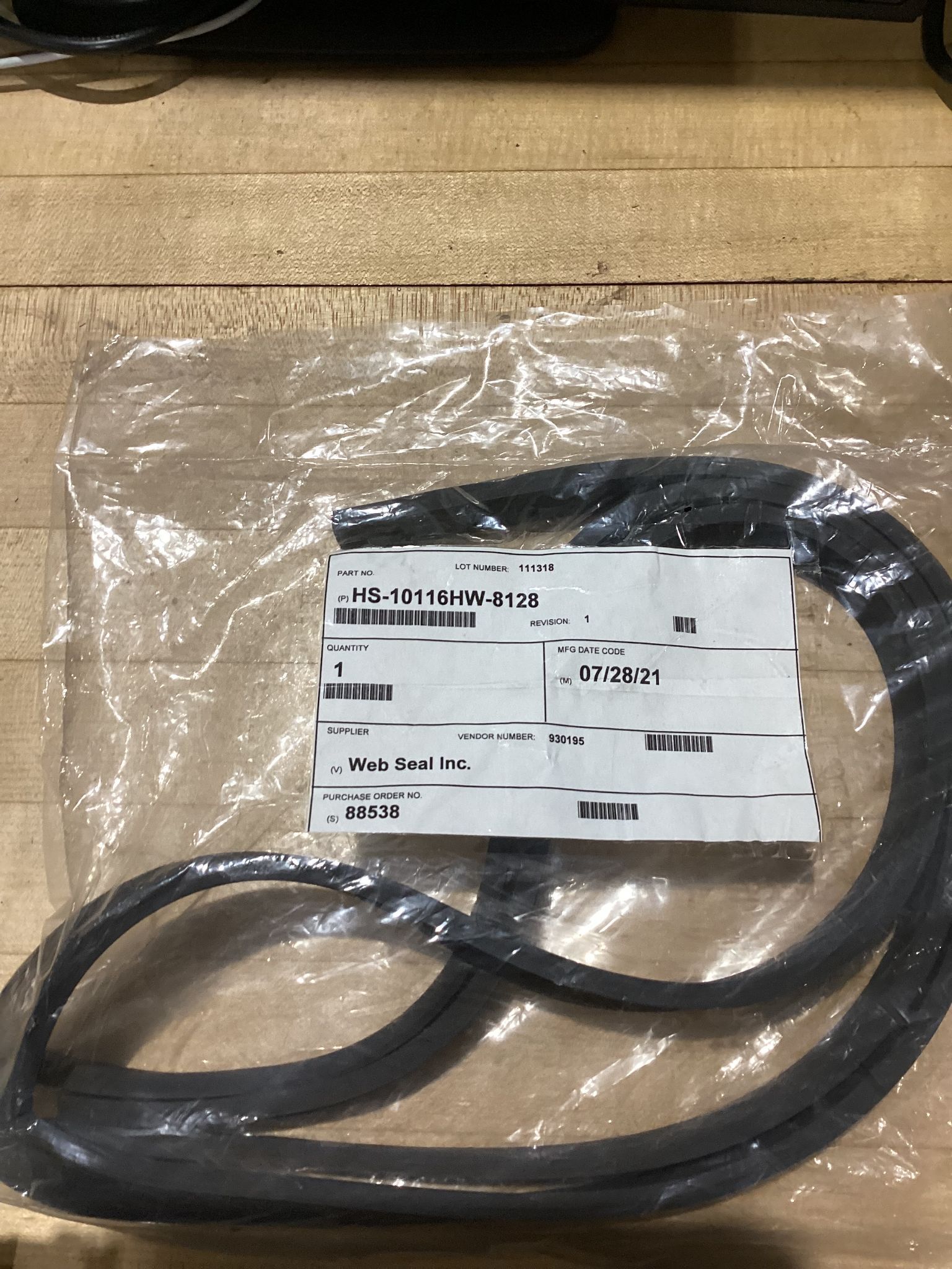 Web Seal Inc. HS-10116HW-8128 Radial Shaft Seal NEW 0