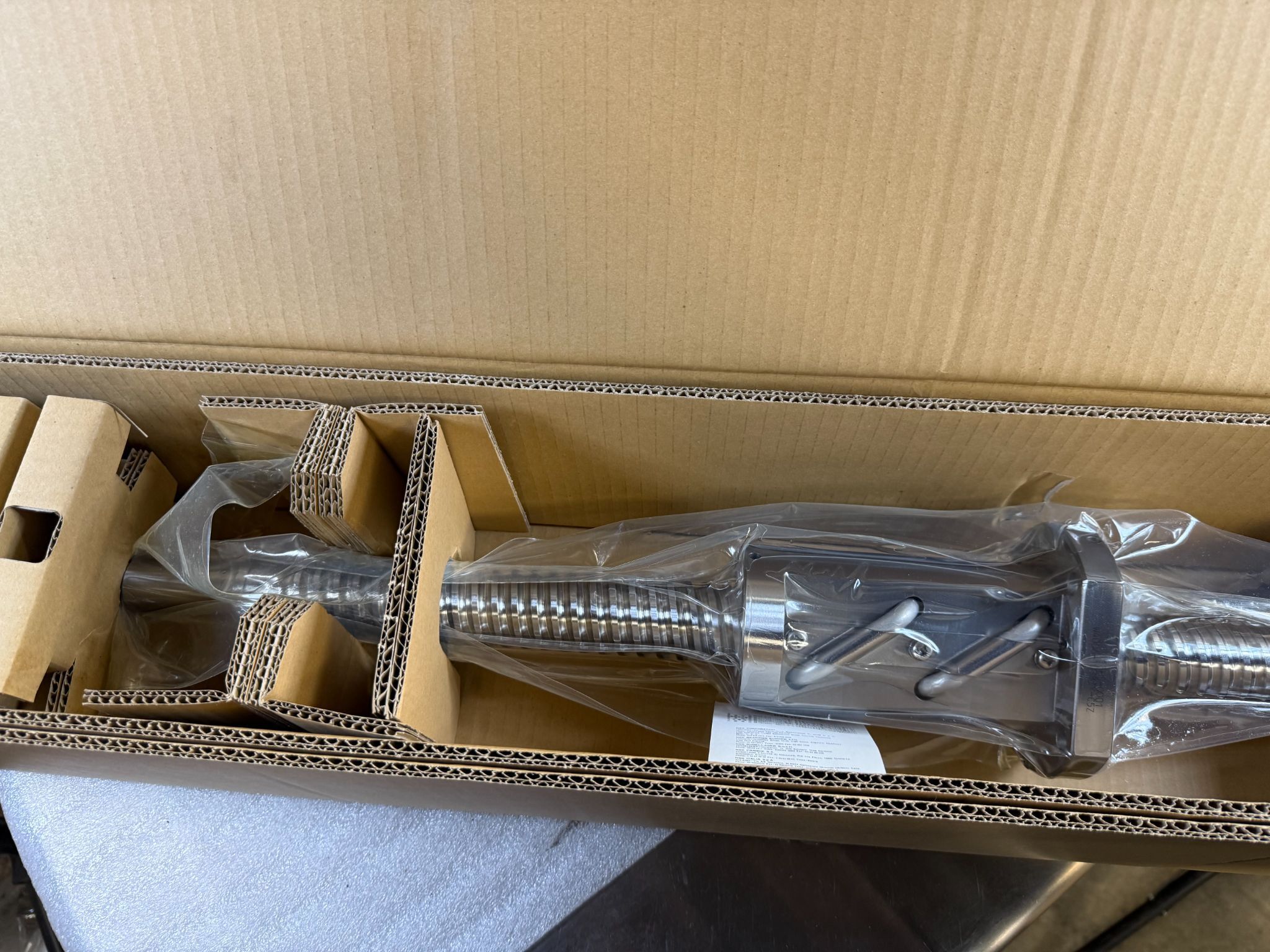 NSK W4006-1038ZX-C5Z Precision Ground Ball Screw NEW 2