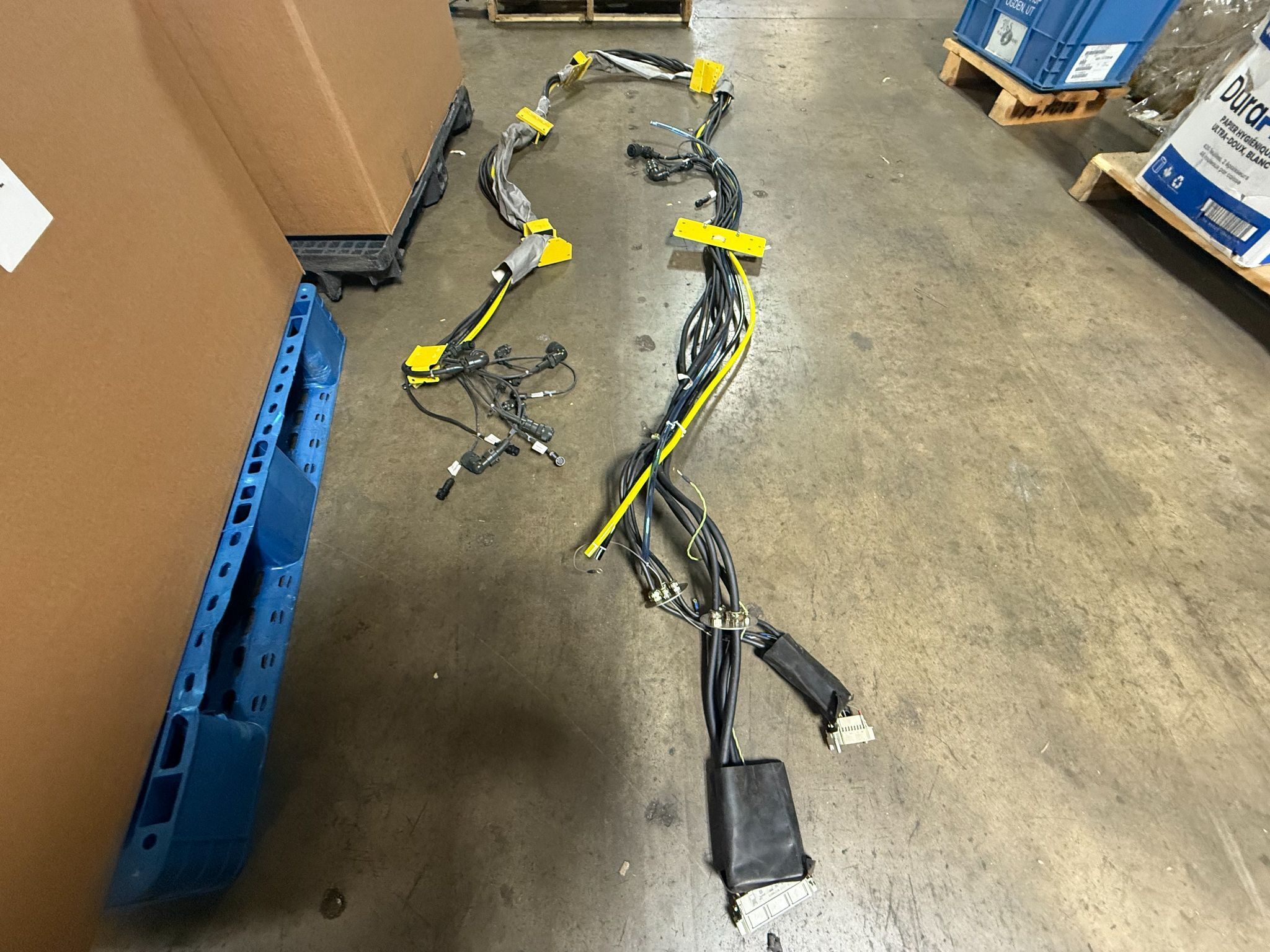 FANUC R-2000 Series RM1, RP1 Internal Robot Harness USED 0