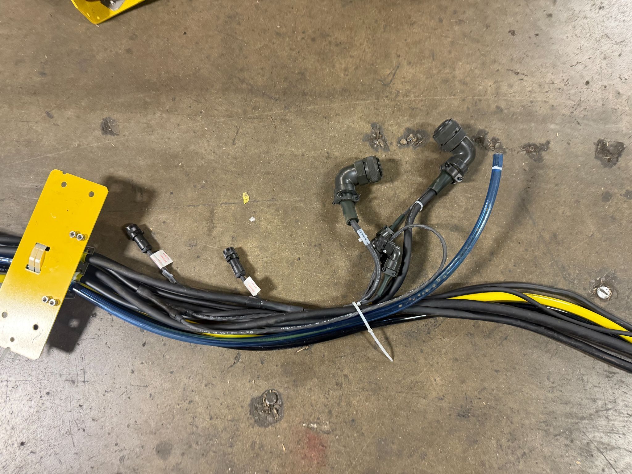 FANUC R-2000 Series RM1, RP1 Internal Robot Harness USED 6