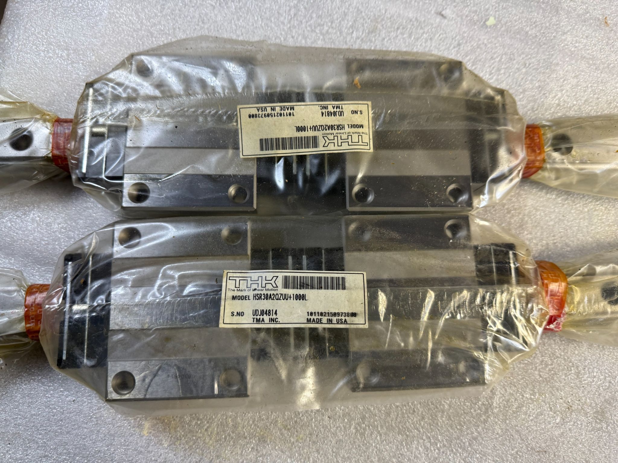 THK HSR30A2QZUU+1000L Linear Guide Rail Assembly NEW (2-Pack) 2