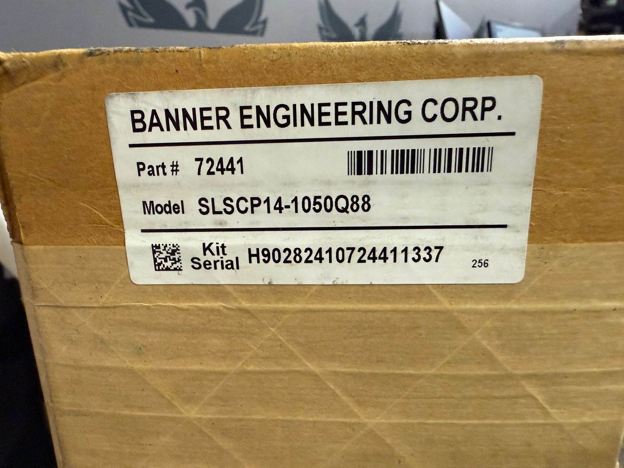 BANNER SLSCP14-1050Q88 EZ-SCREEN Safety Light Curtain Set w/ Hardware (1050mm) NEW 4