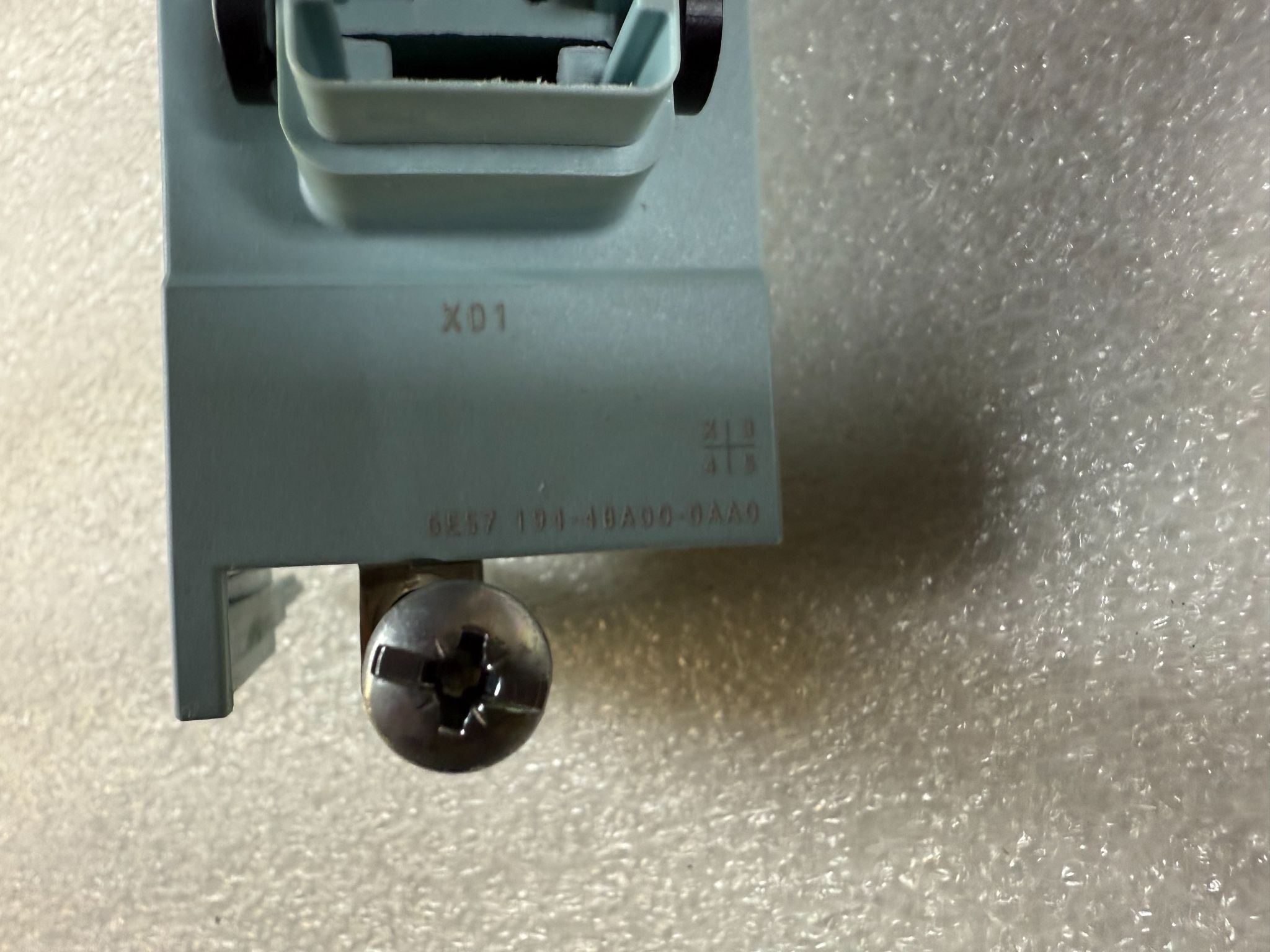 SIEMENS 6ES7194-4BA00-0AA0 SIMATIC Connection Module NEW 3
