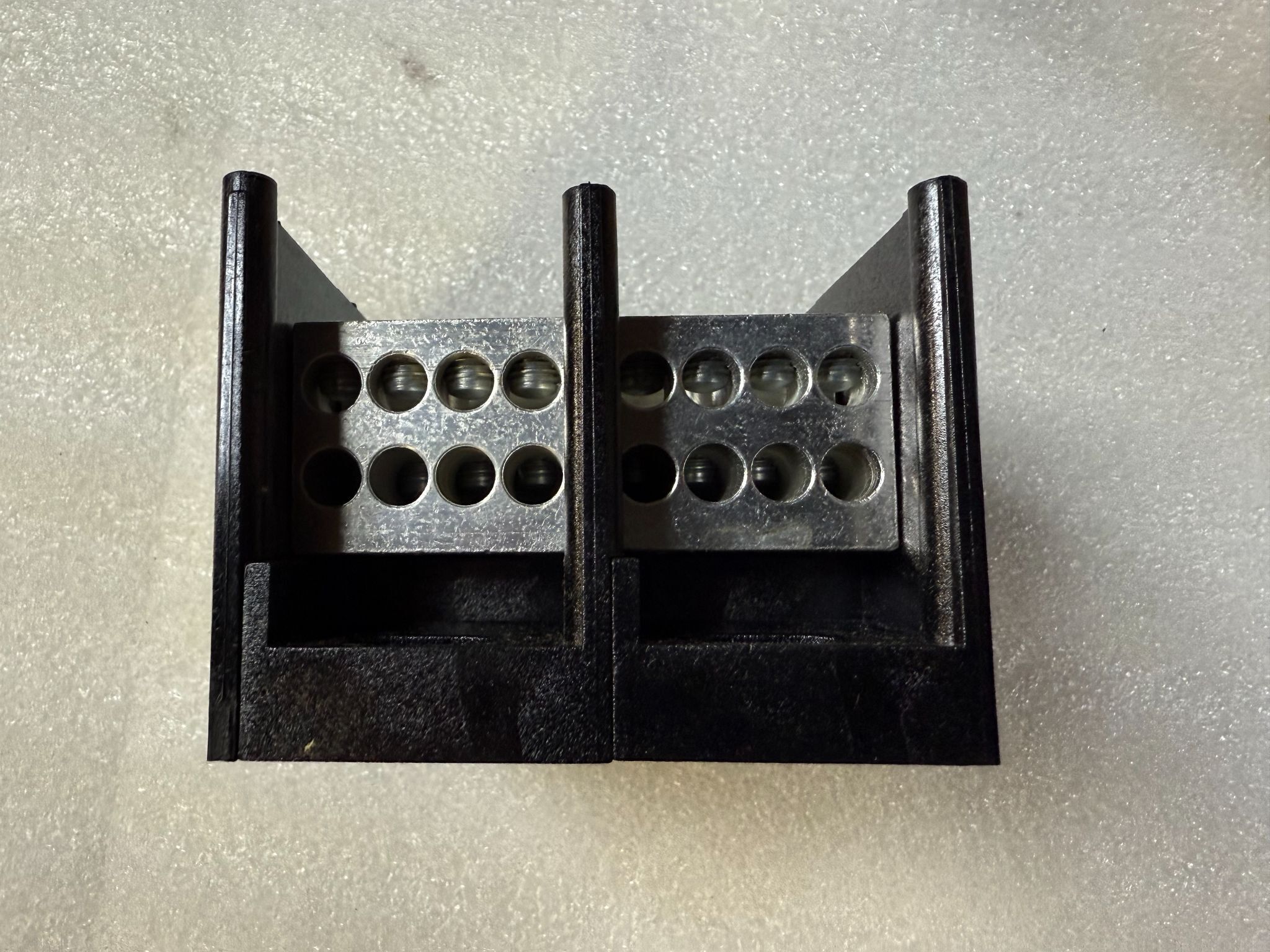 GOULD SHAWMUT 66582 2‑Pole Power Distribution Block NEW 2
