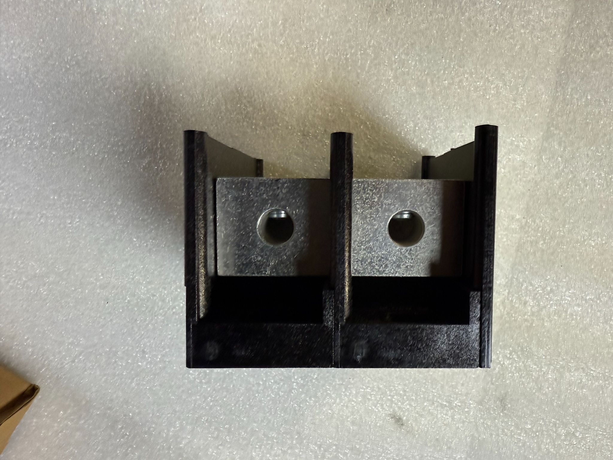 GOULD SHAWMUT 66582 2‑Pole Power Distribution Block NEW 3