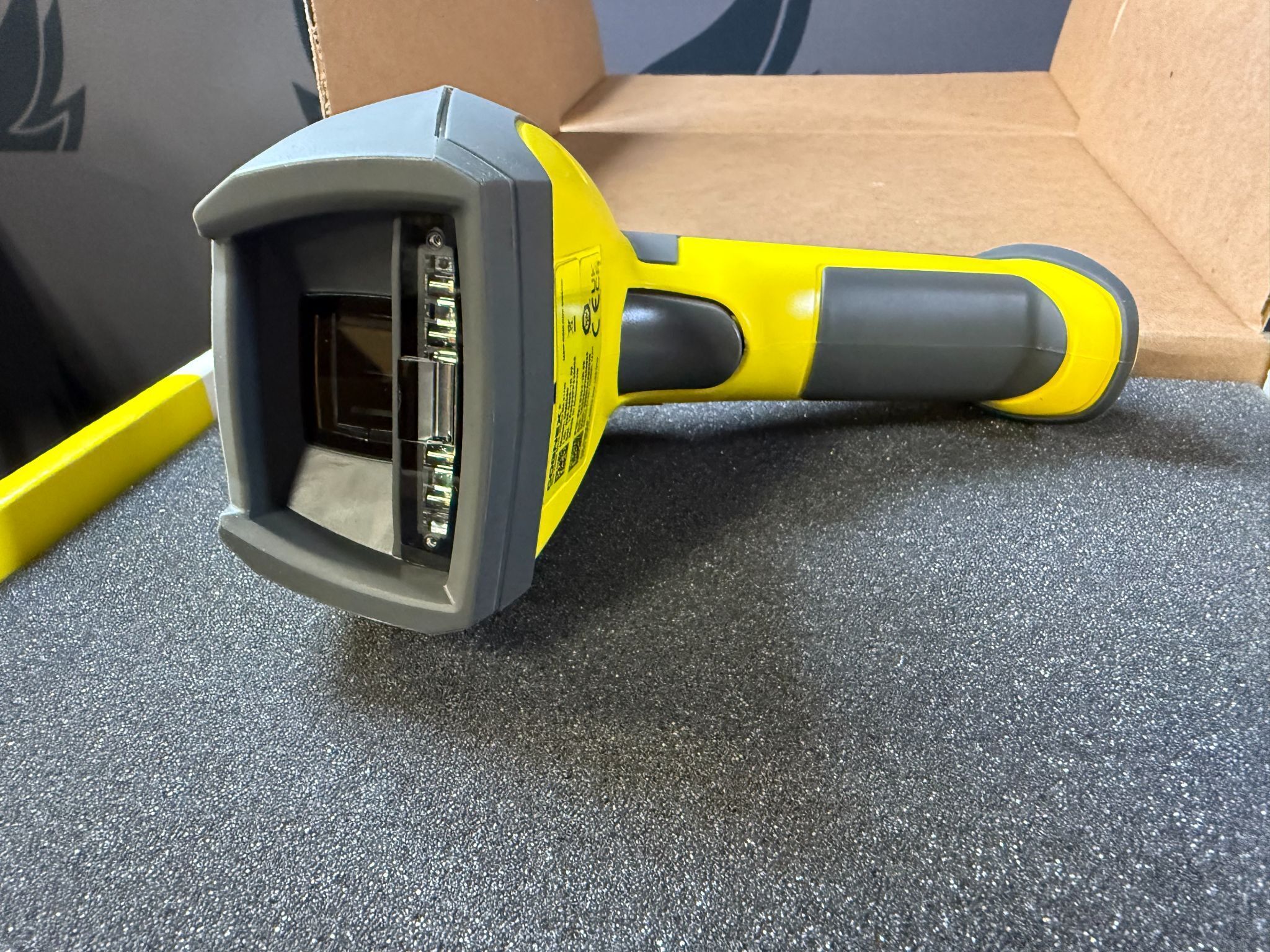 COGNEX DM8050 DataMan Barcode Reader Kit NEW 8