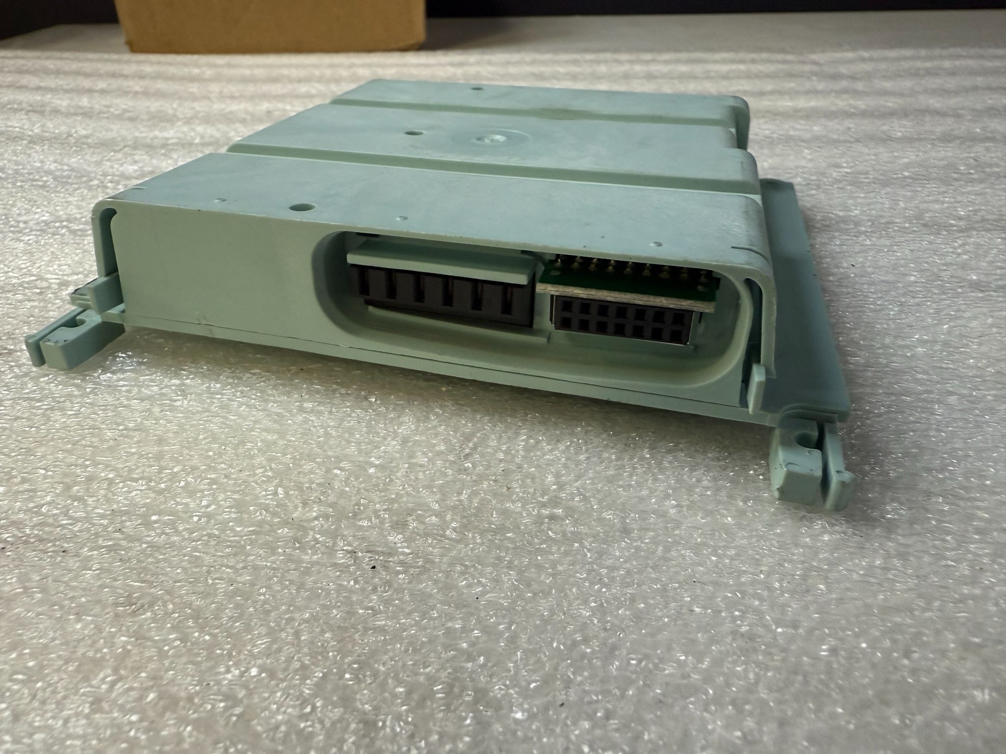 SIEMENS 3RK1922‑2BA00 Backplane Bus Module USED 3