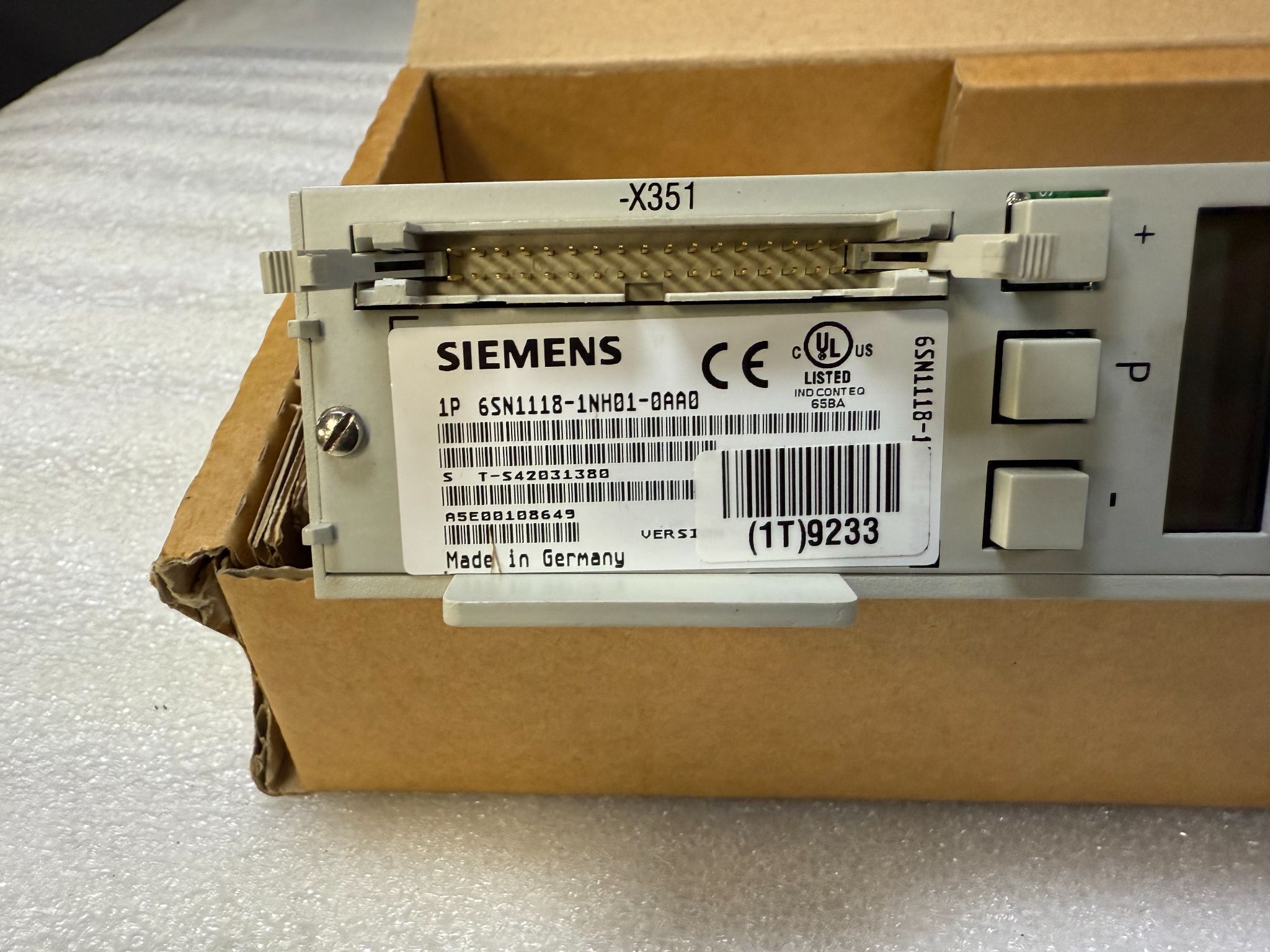 SIEMENS 6SN1118‑0NH01‑0AA0 SIMODRIVE 611U Control Board USED 2