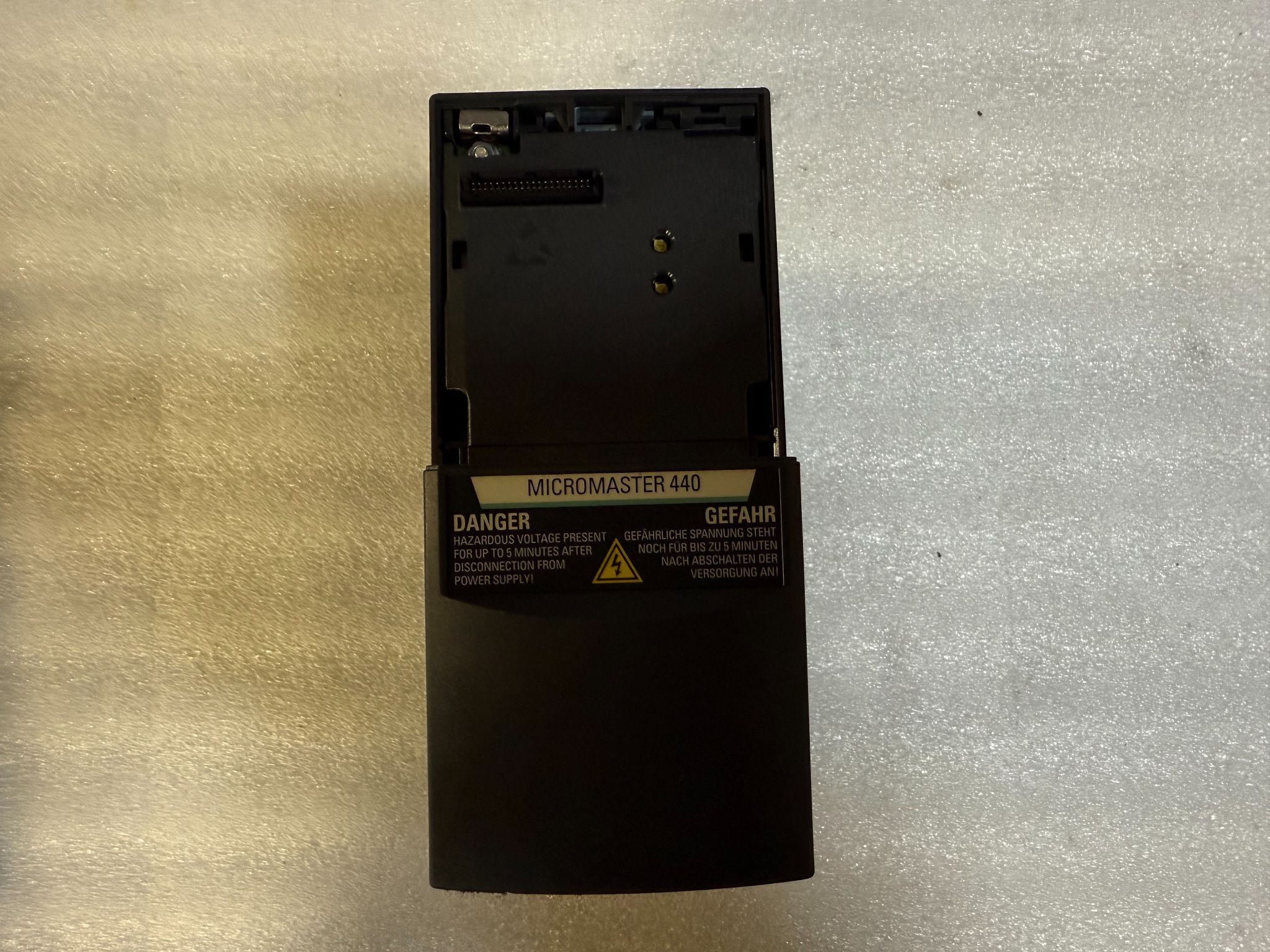 SIEMENS 6SE6440‑2UD13‑7AA1 MicroMaster 440 Inverter Drive USED 0