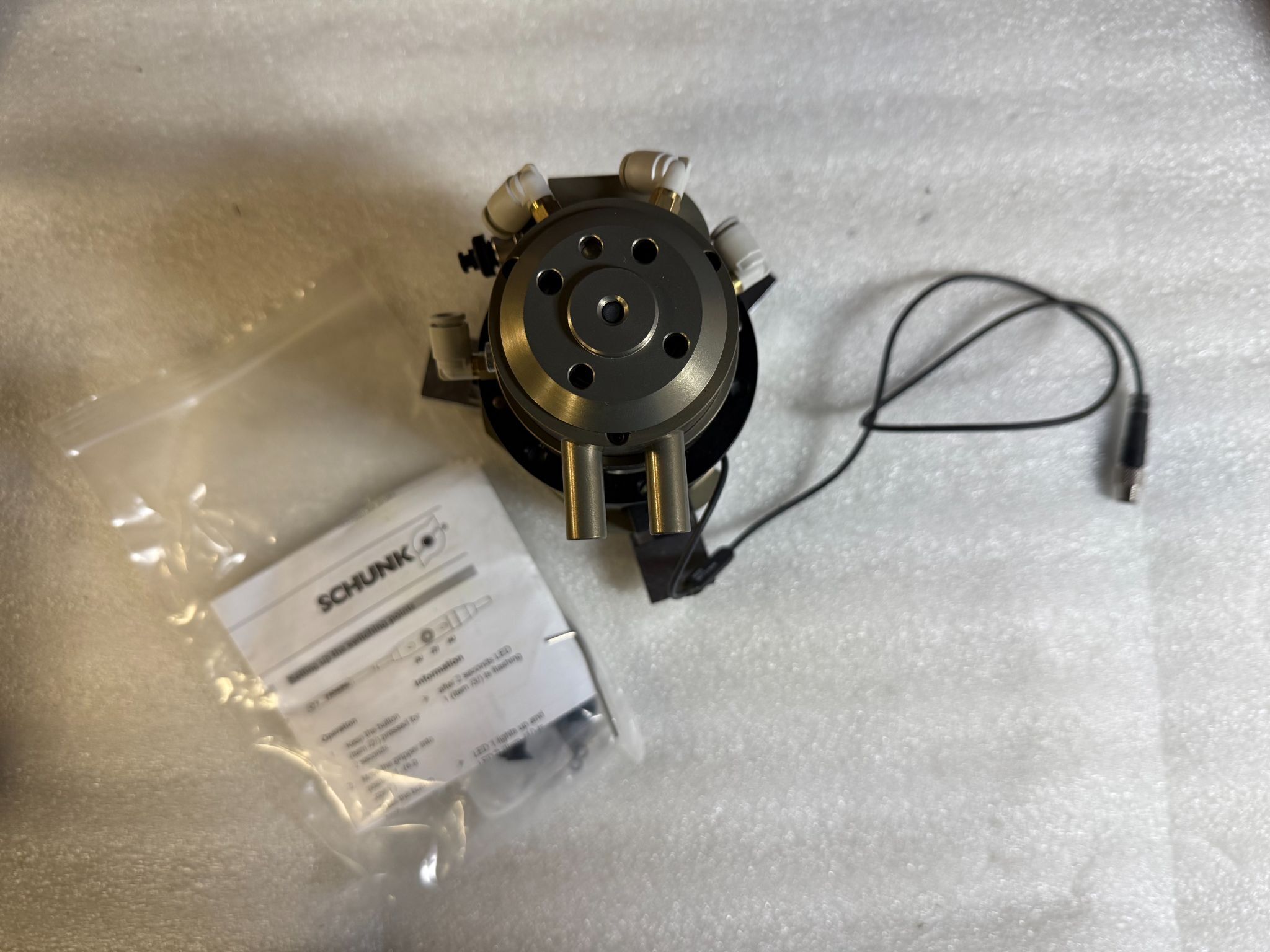 SCHUNK DDF‑2‑31 Rotary Feed‑Through Gripper Assembly USED 0